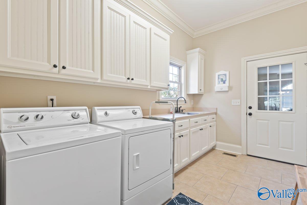 97 Turning Leaf Drive