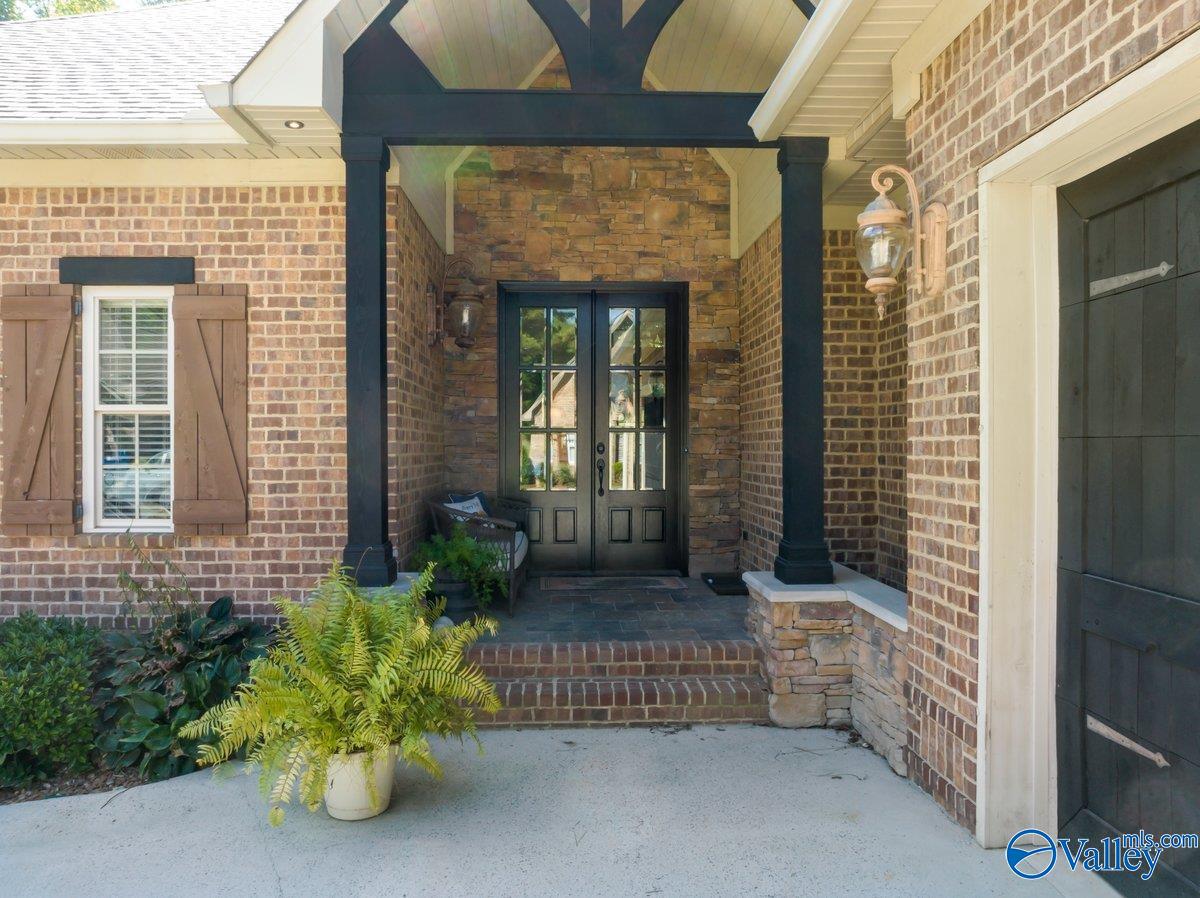 97 Turning Leaf Drive