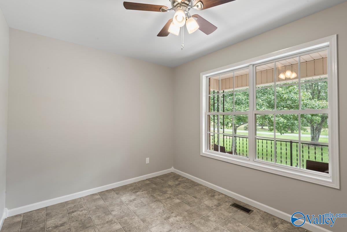 1040 Gannon Circle NW