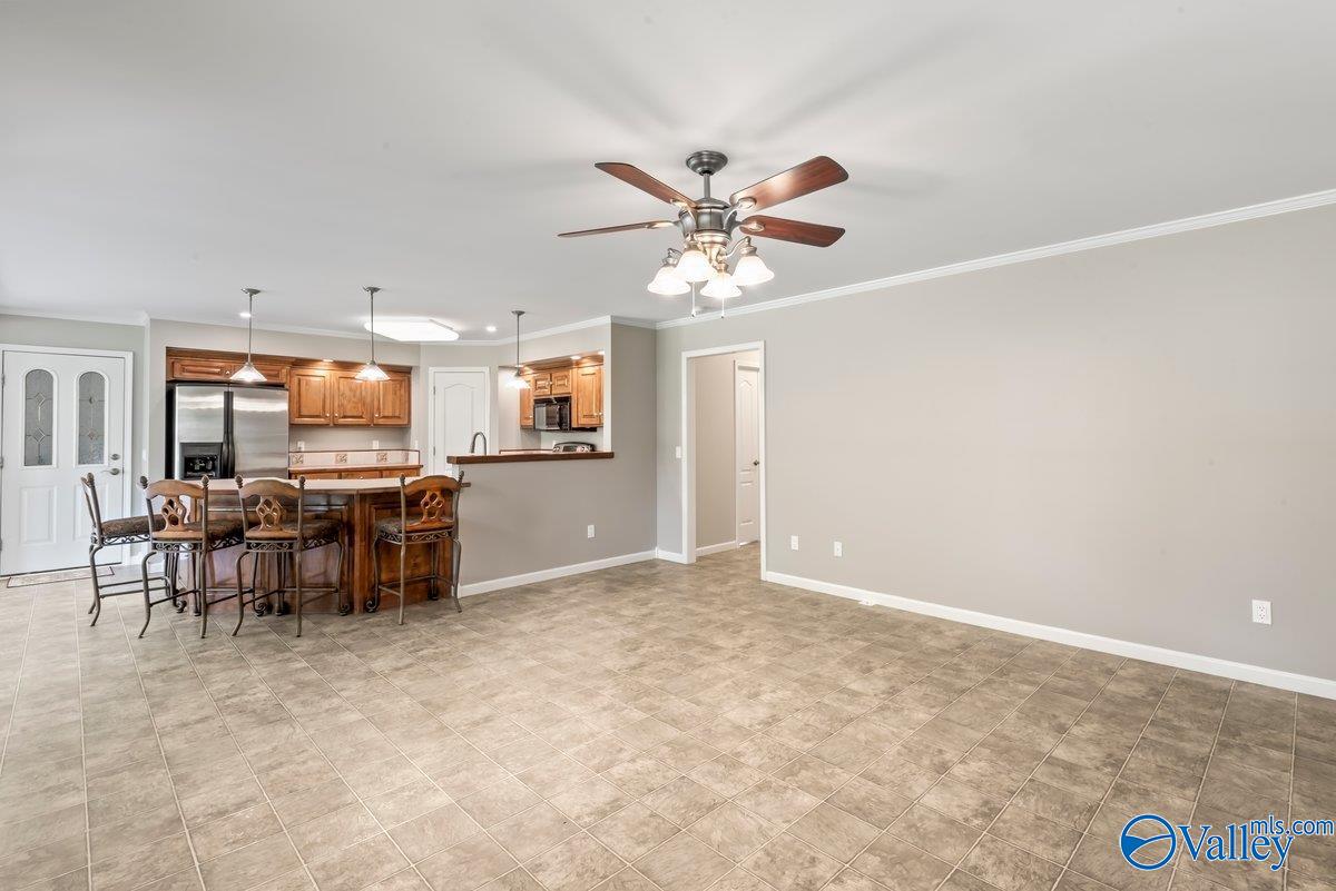 1040 Gannon Circle NW