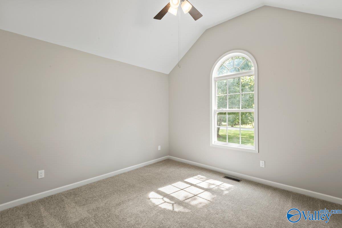 1040 Gannon Circle NW