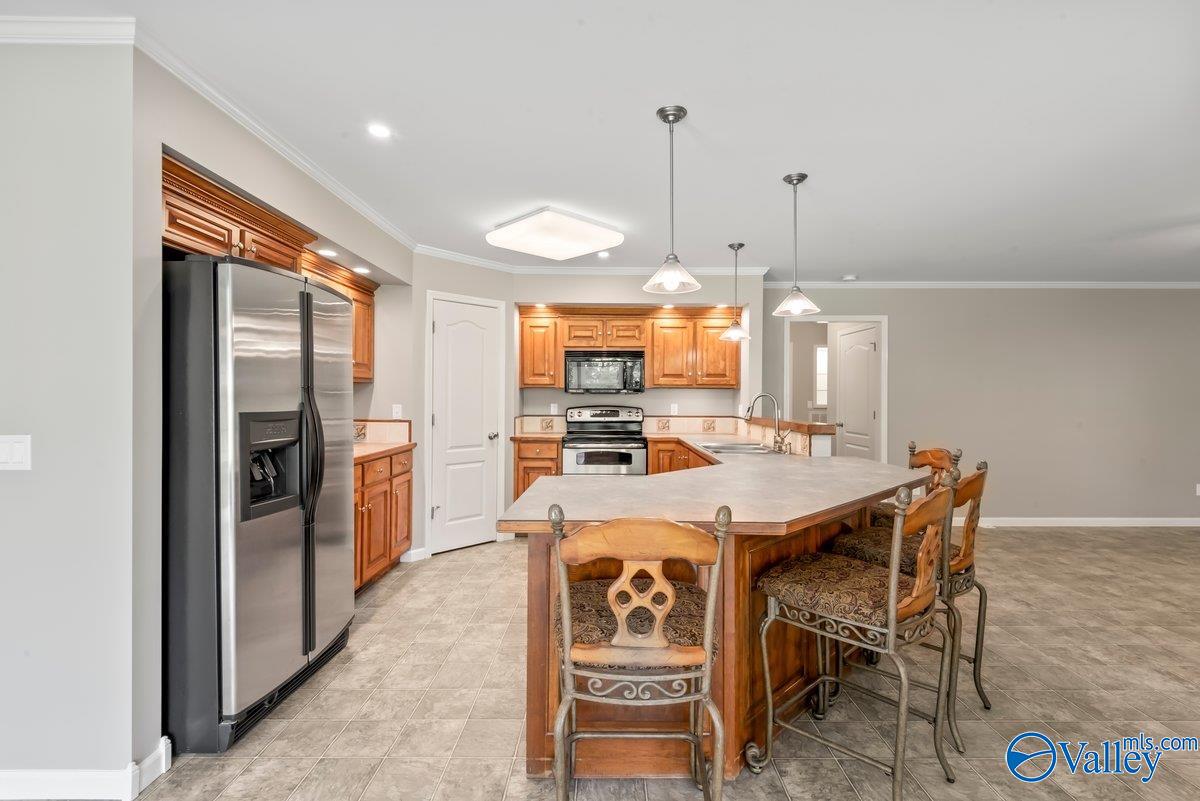 1040 Gannon Circle NW