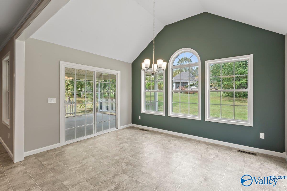 1040 Gannon Circle NW