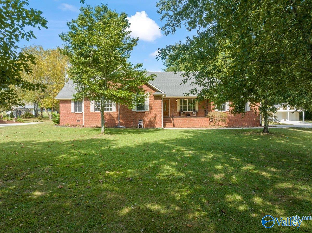 1040 Gannon Circle NW