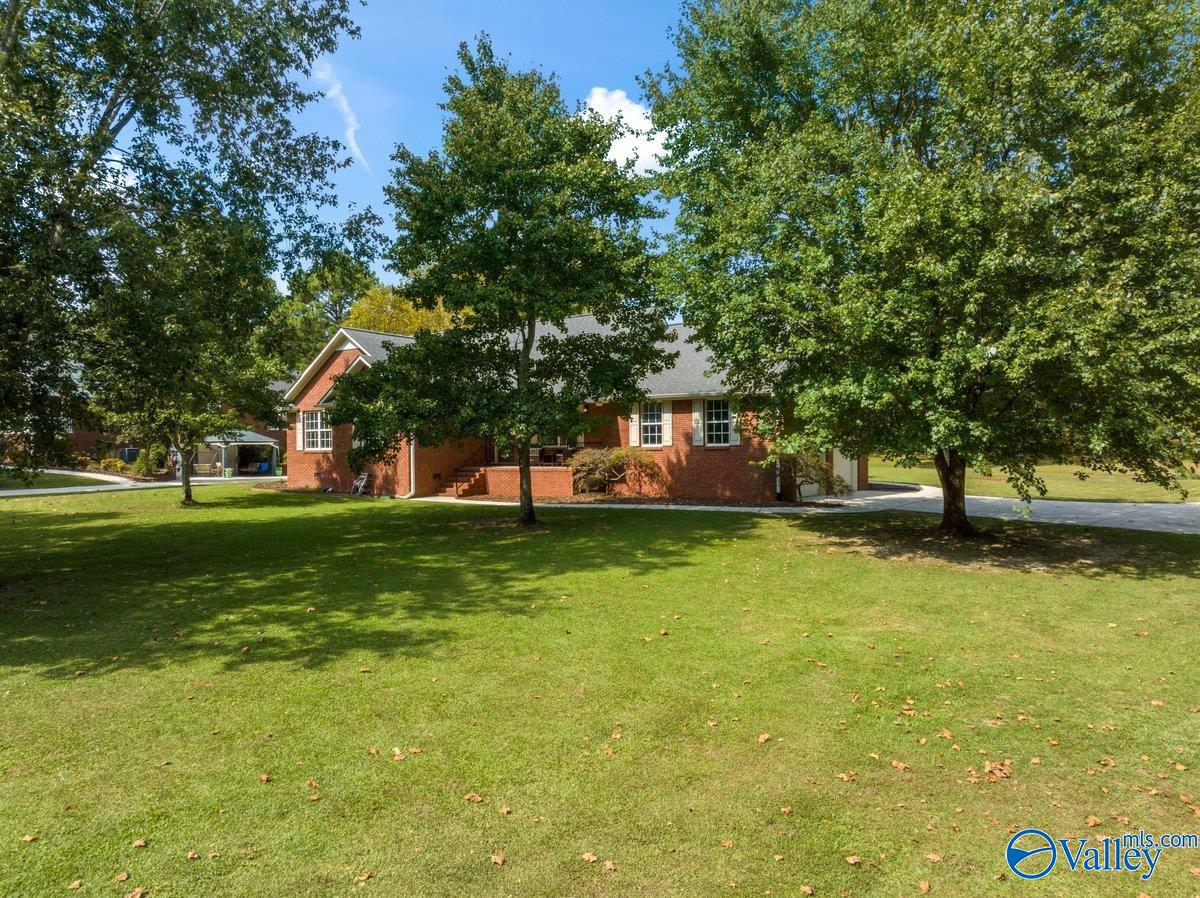 1040 Gannon Circle NW