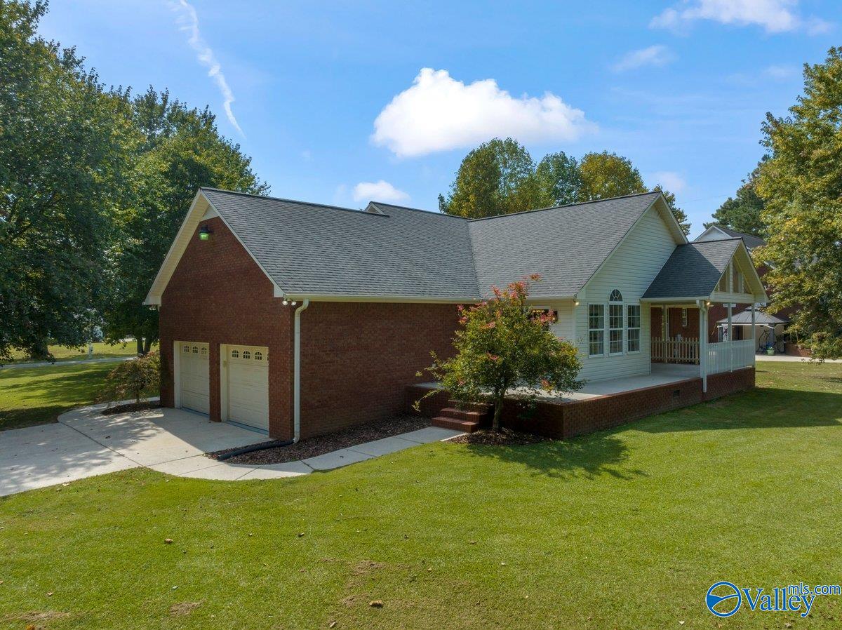 1040 Gannon Circle NW