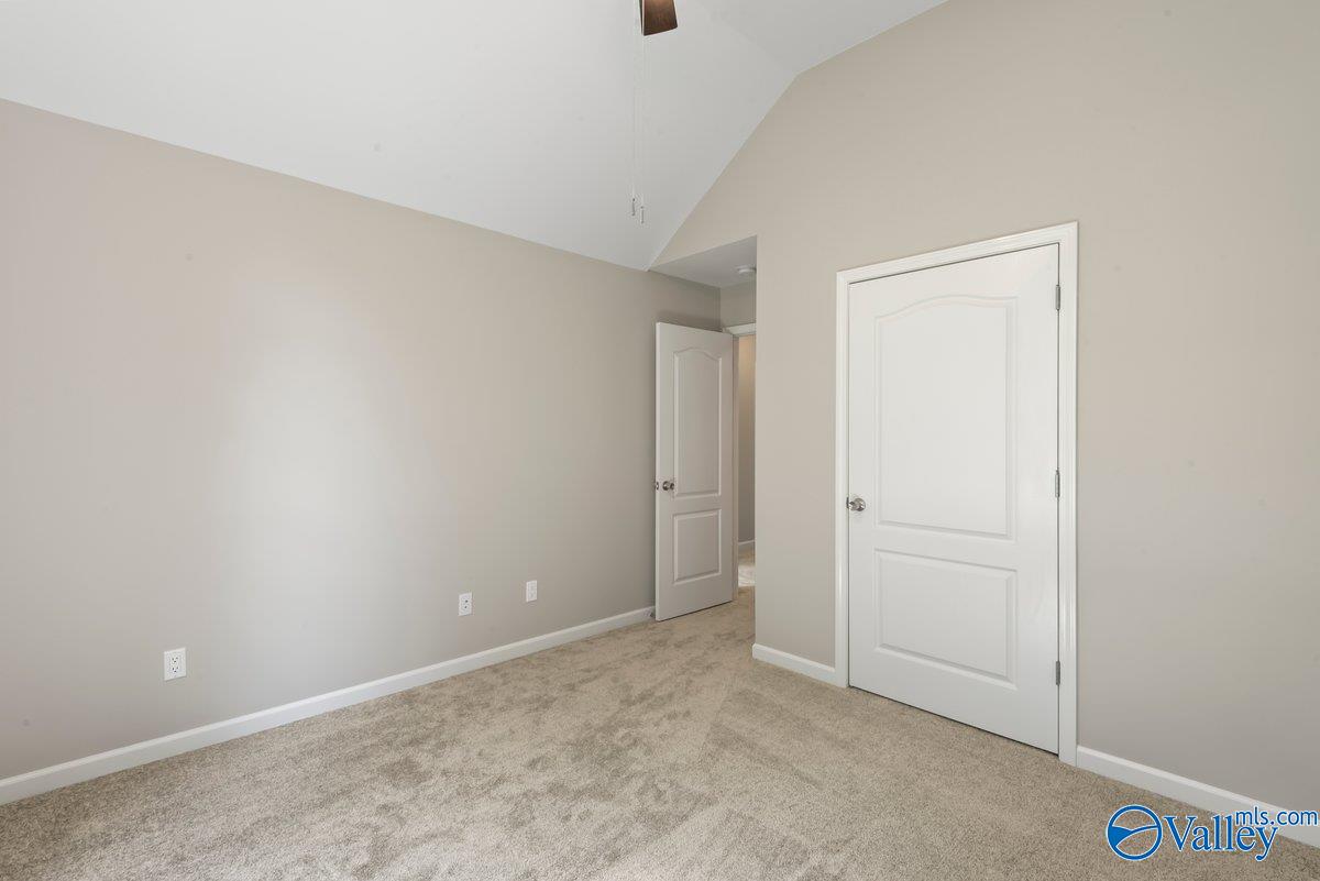 1040 Gannon Circle NW