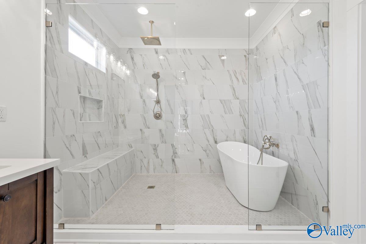 25 Bethel Crest Circle