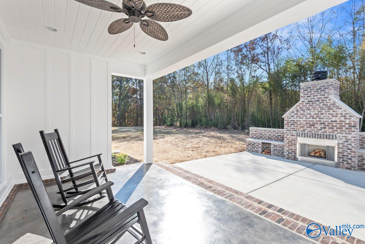 25 Bethel Crest Circle