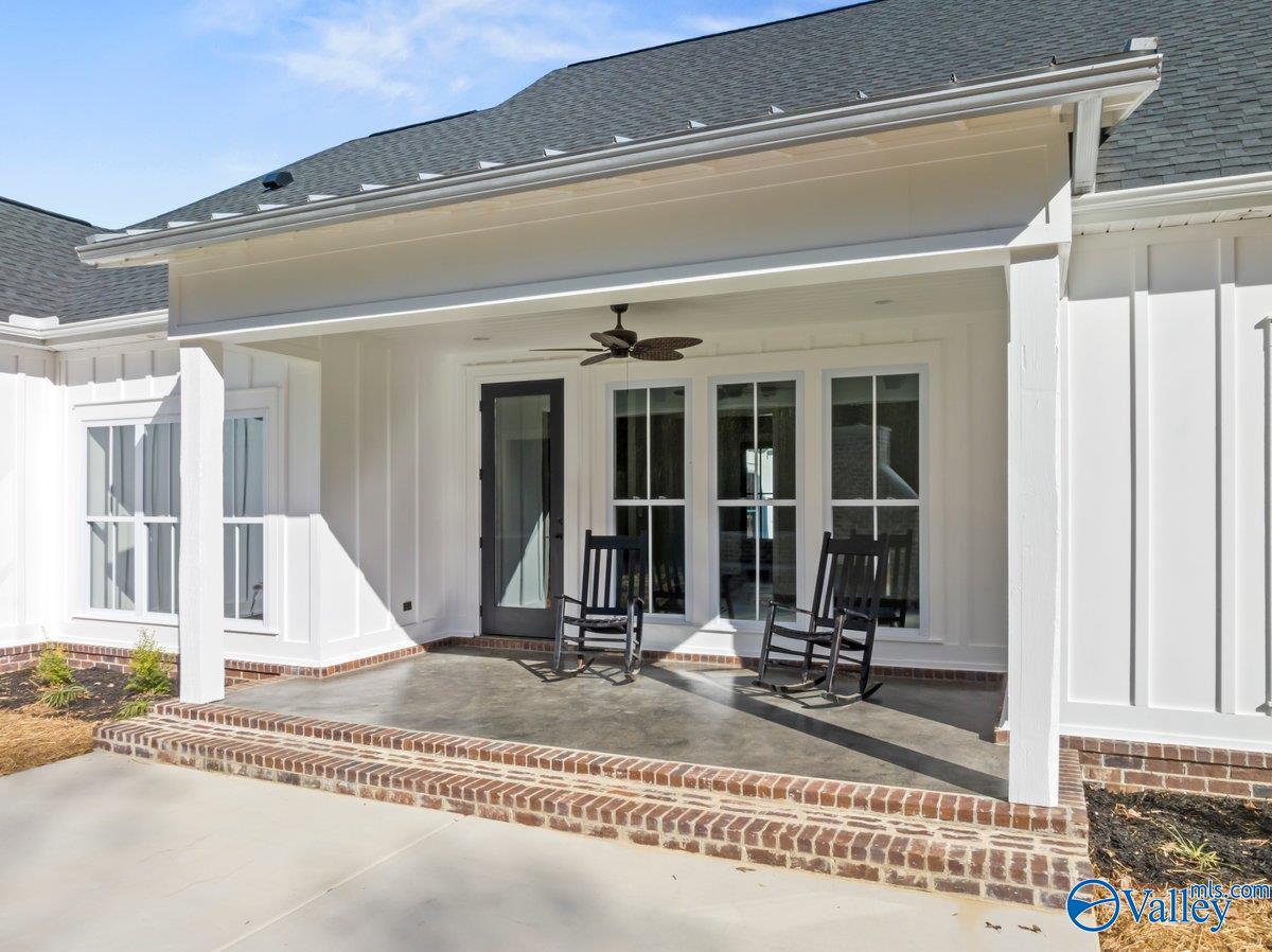 25 Bethel Crest Circle