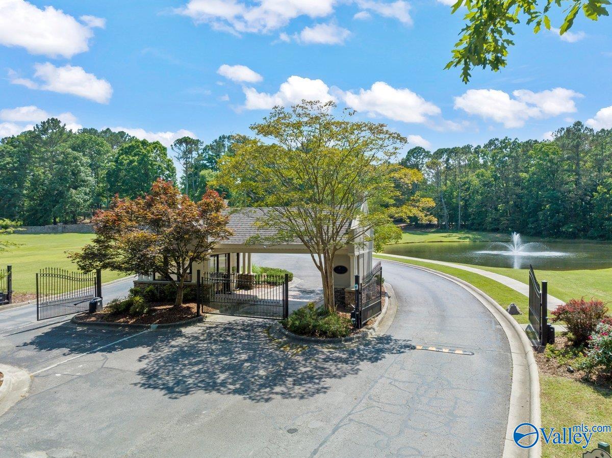 114 Ridgewood Circle