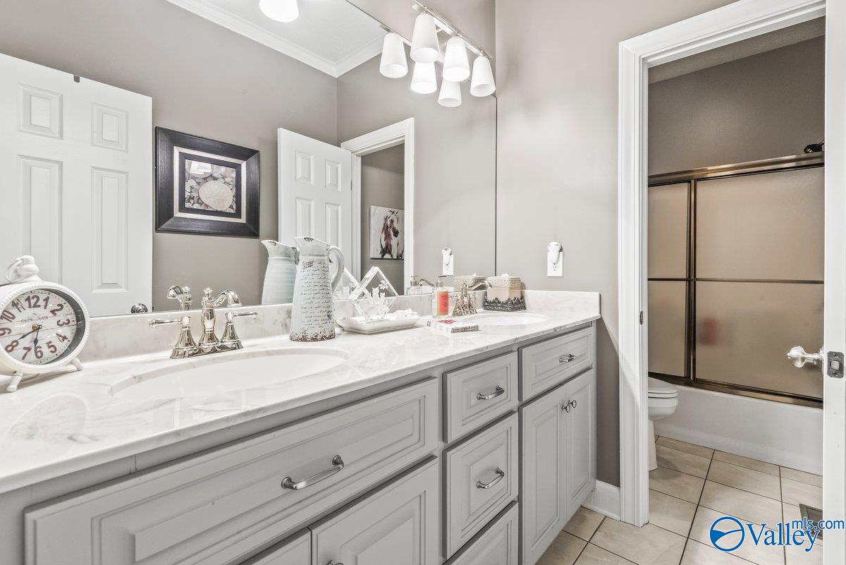 114 Ridgewood Circle