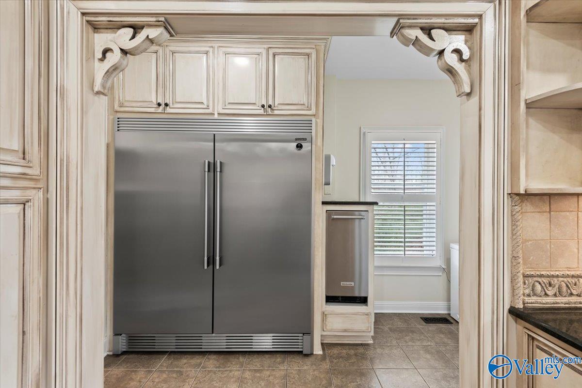 900 Springdale Road SW