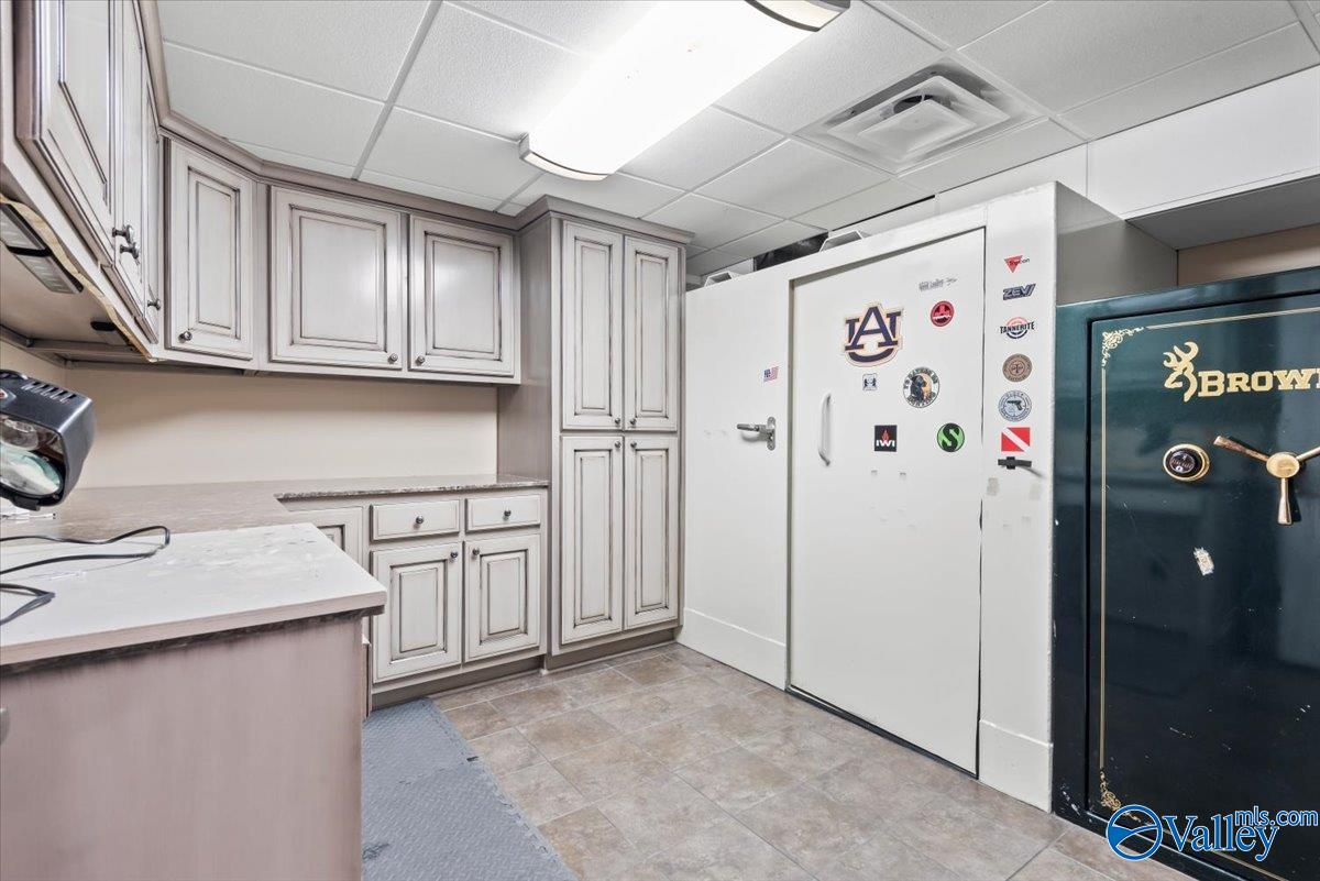 900 Springdale Road SW