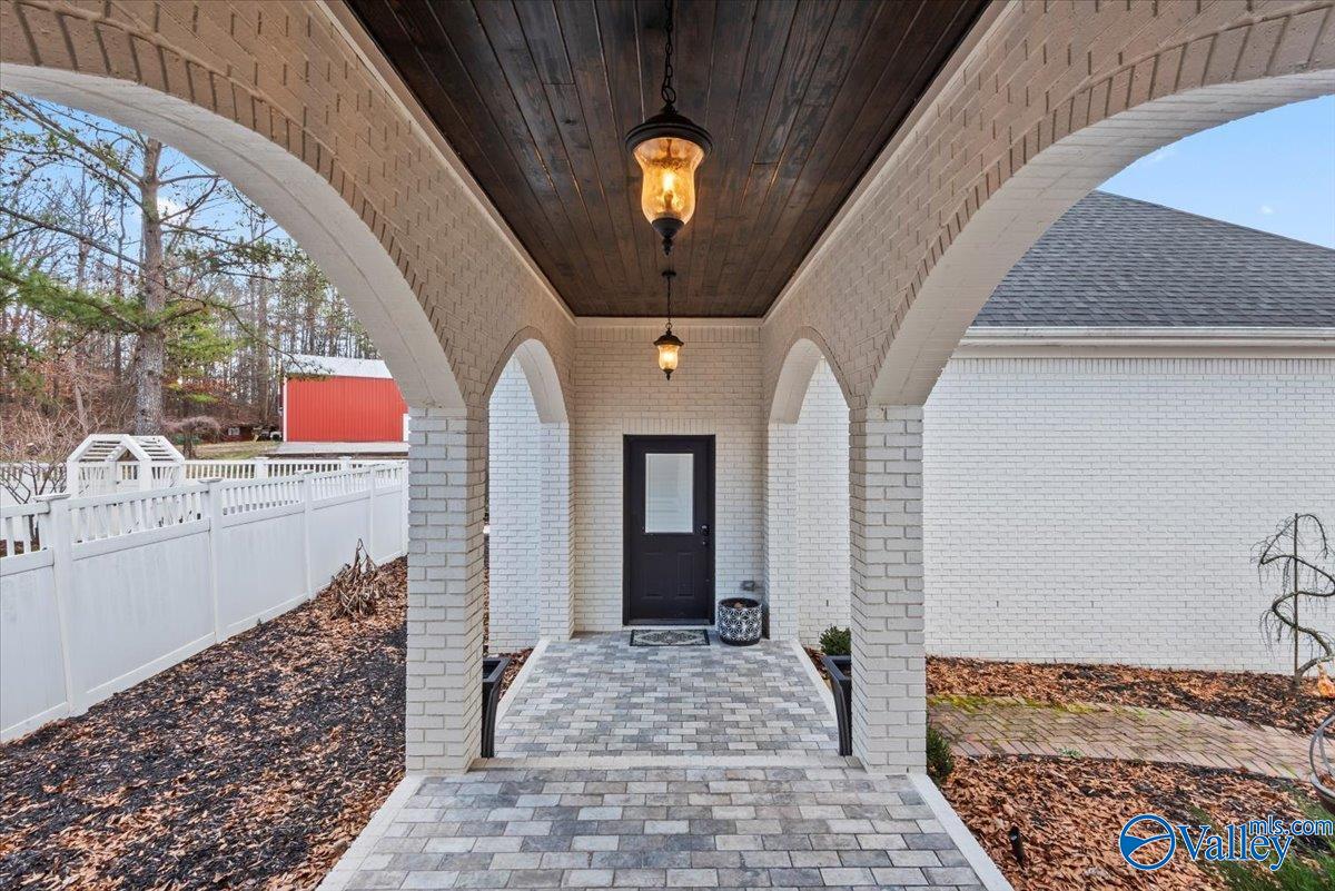 900 Springdale Road SW