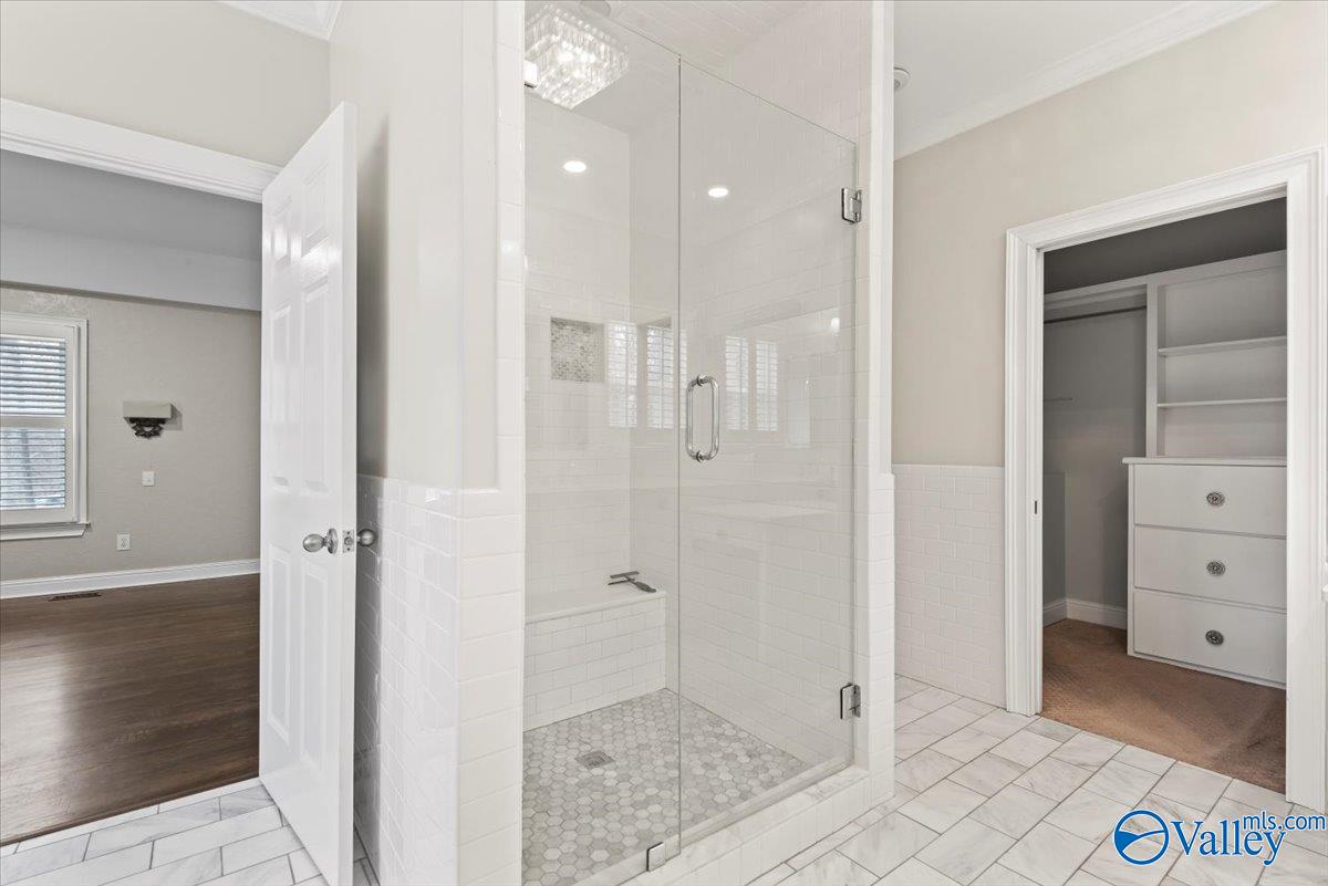 900 Springdale Road SW