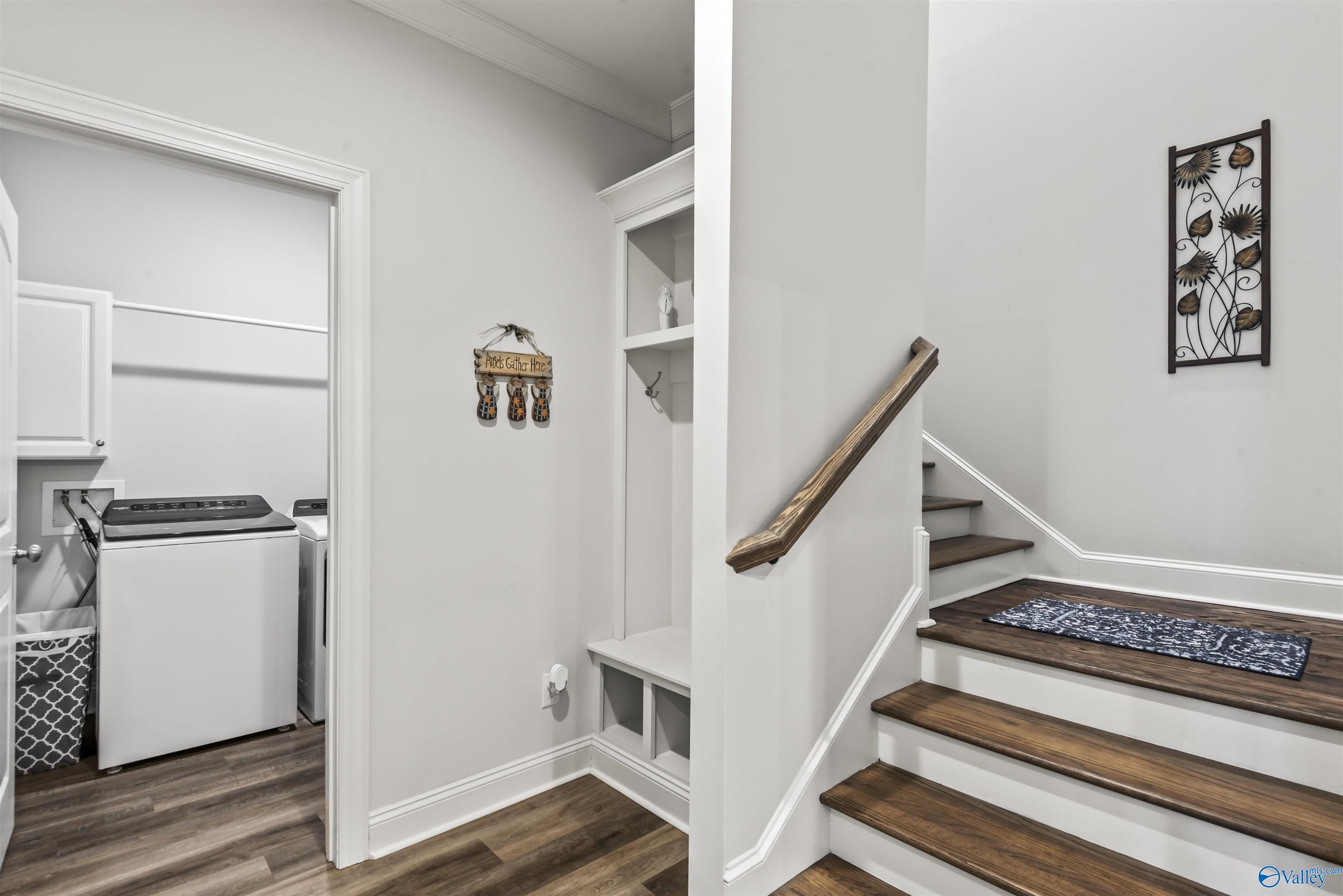 2393 Cherokee Ridge Drive