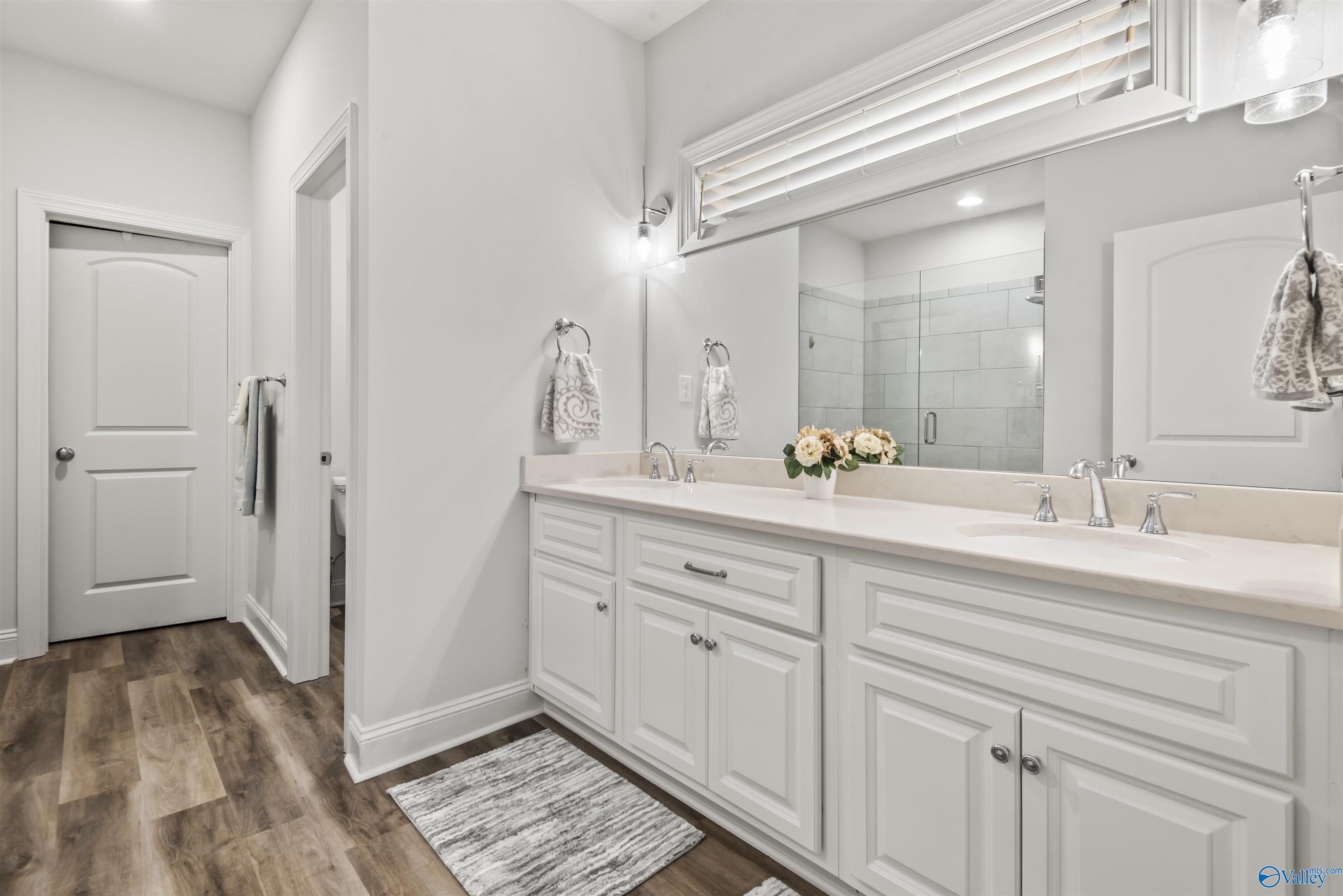 2393 Cherokee Ridge Drive