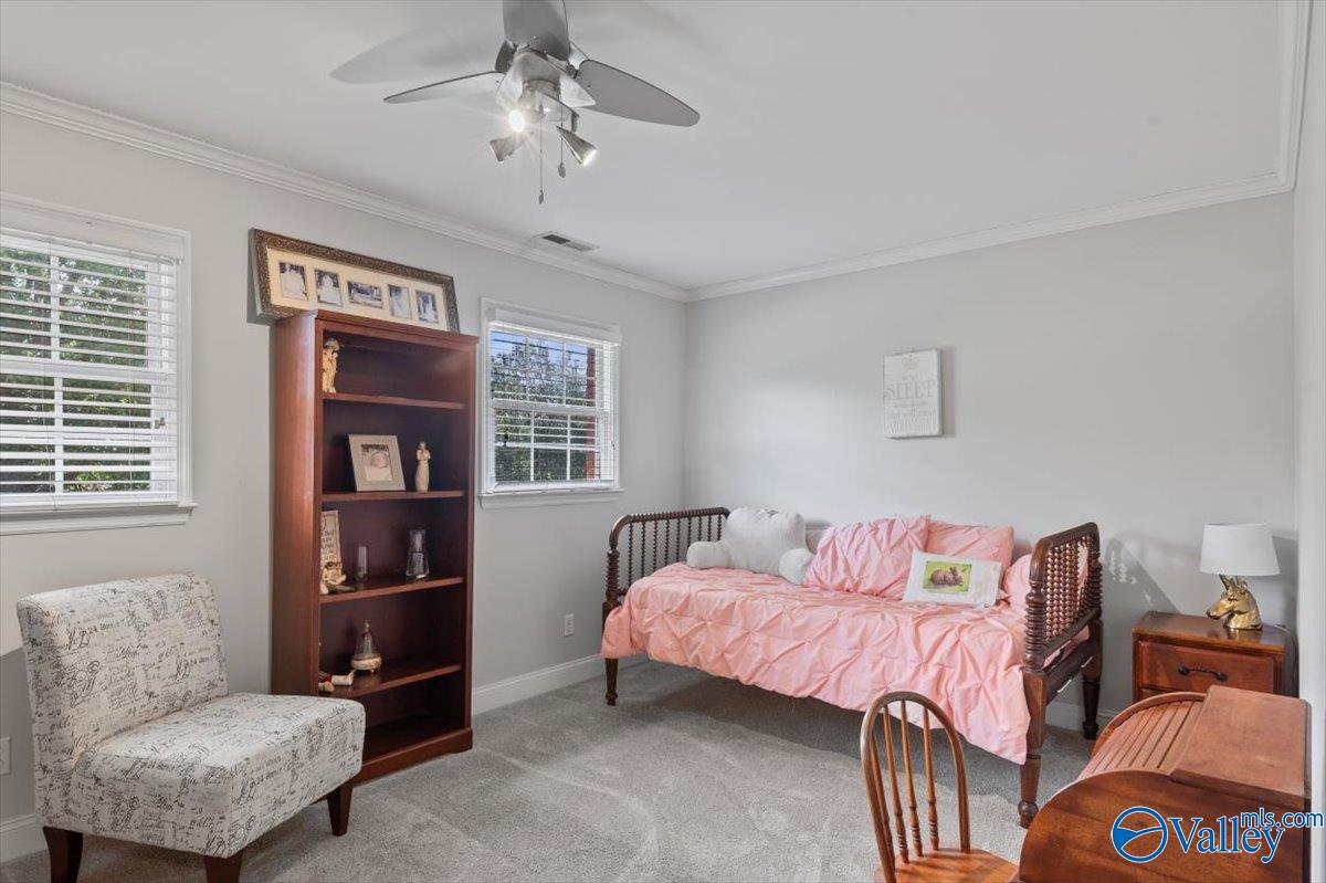 1958 Autumn Creek Drive NE