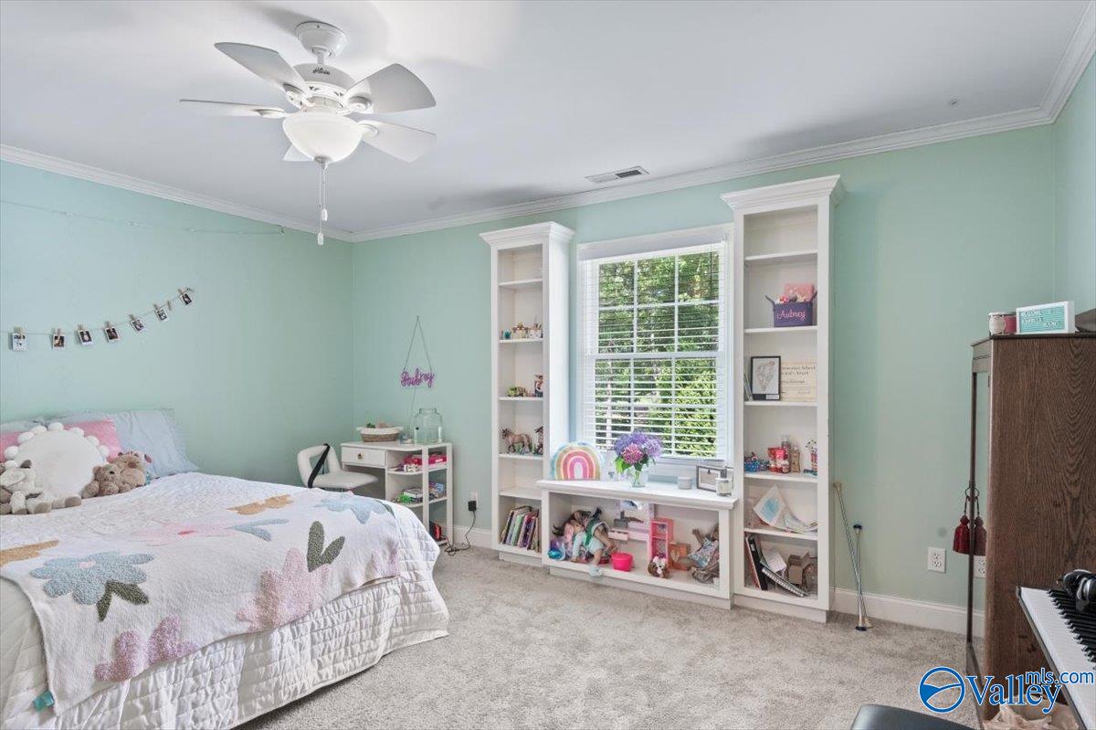 1958 Autumn Creek Drive NE