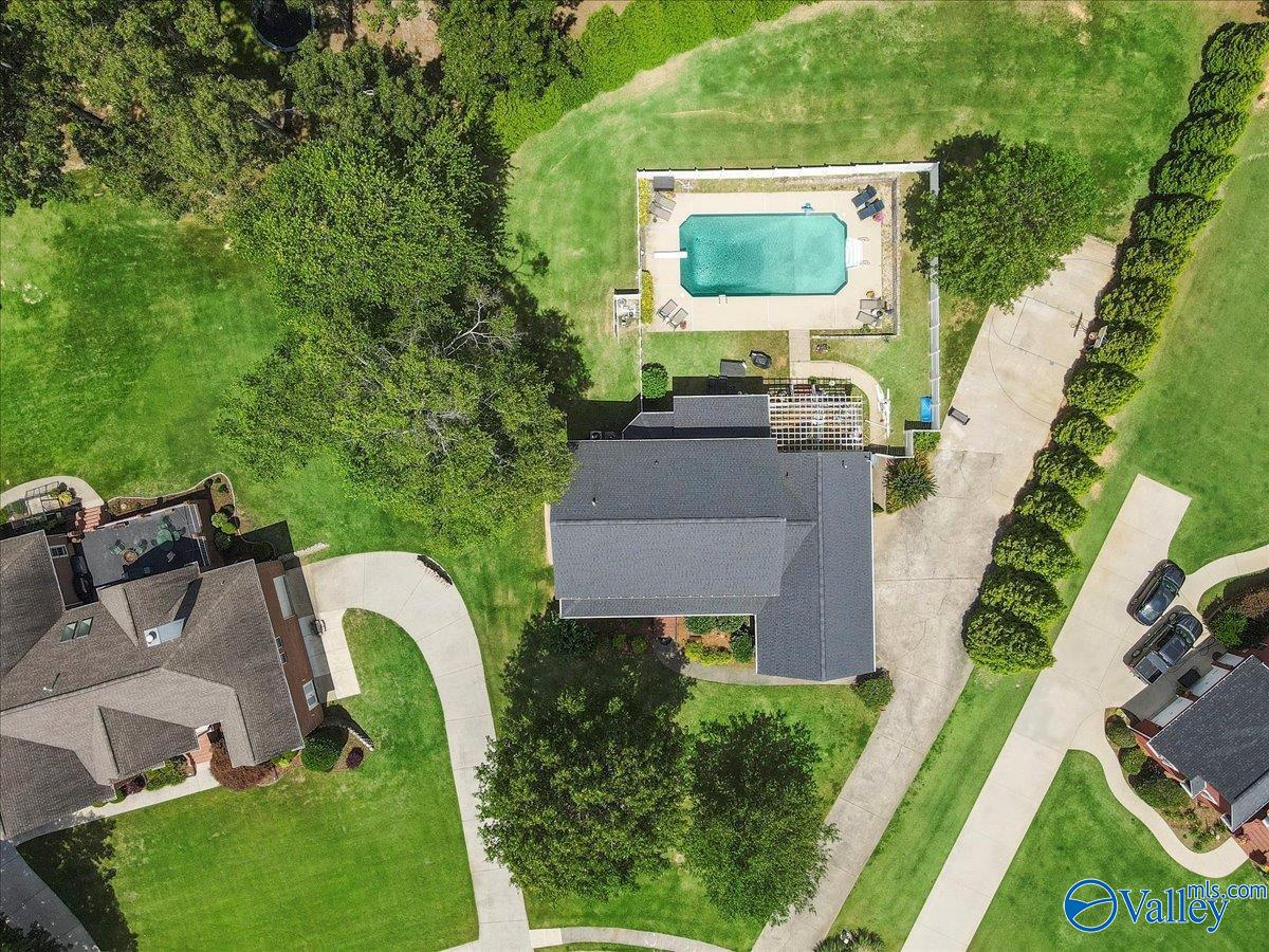 1958 Autumn Creek Drive NE