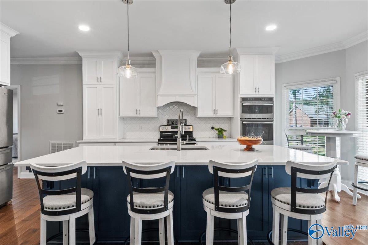 1958 Autumn Creek Drive NE