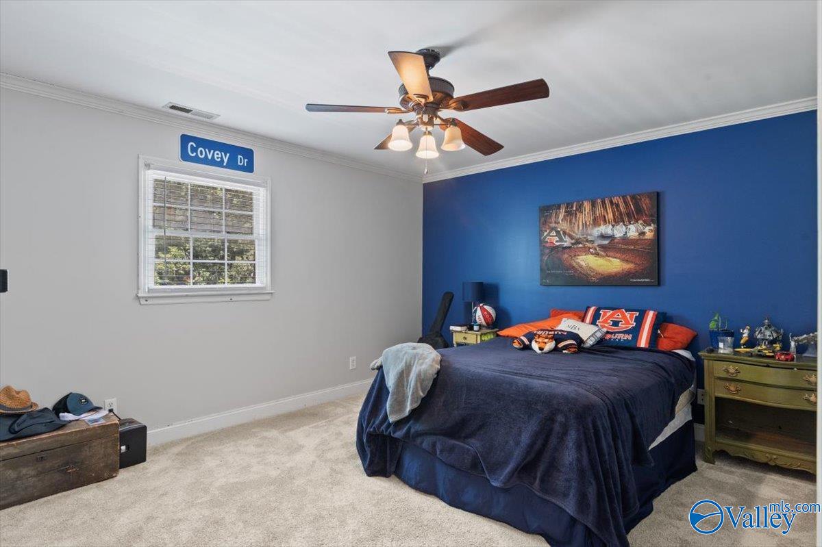 1958 Autumn Creek Drive NE