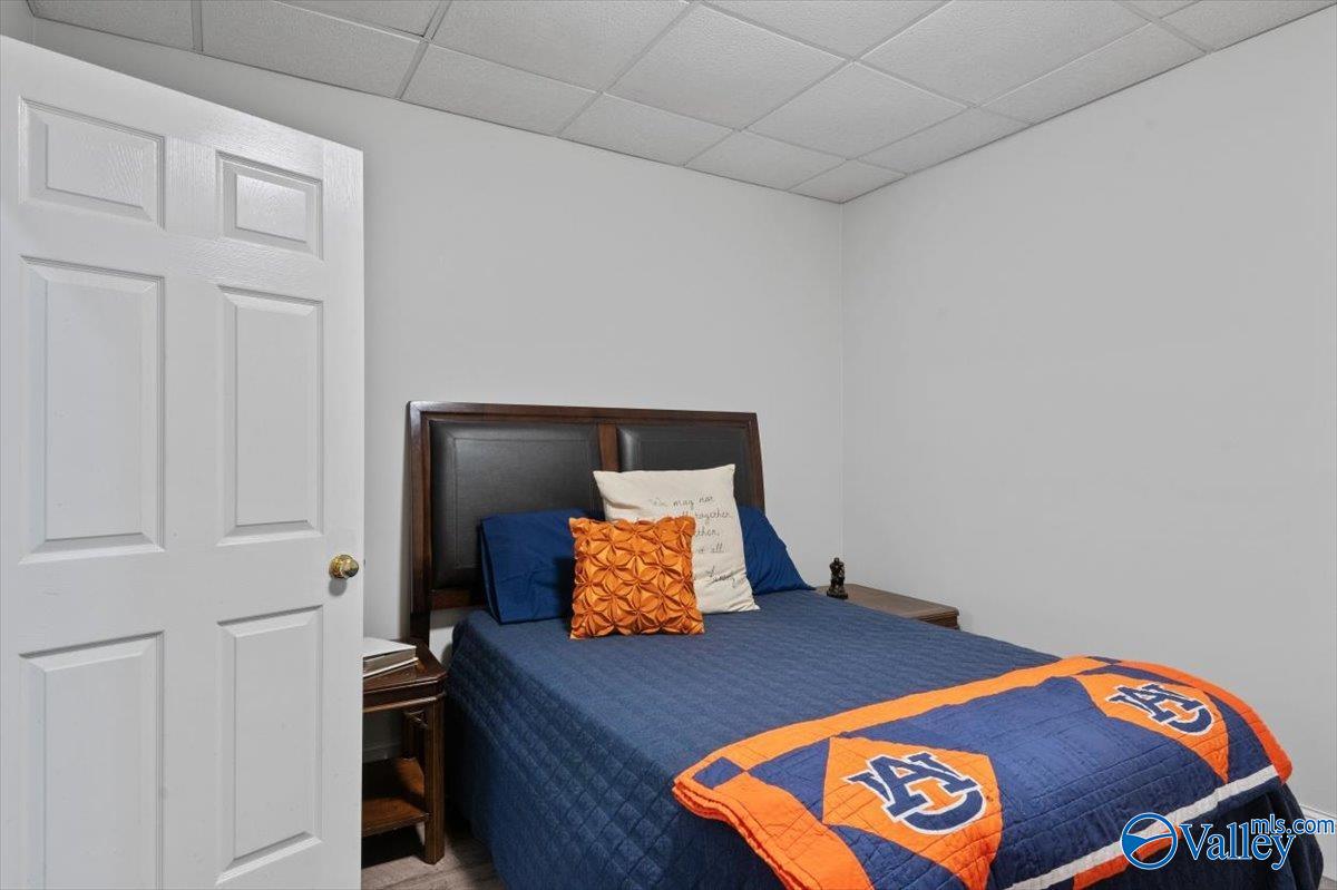 1958 Autumn Creek Drive NE