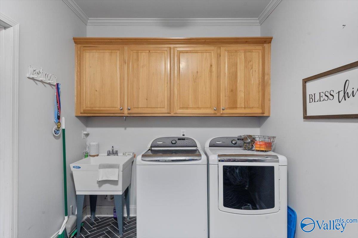 1958 Autumn Creek Drive NE