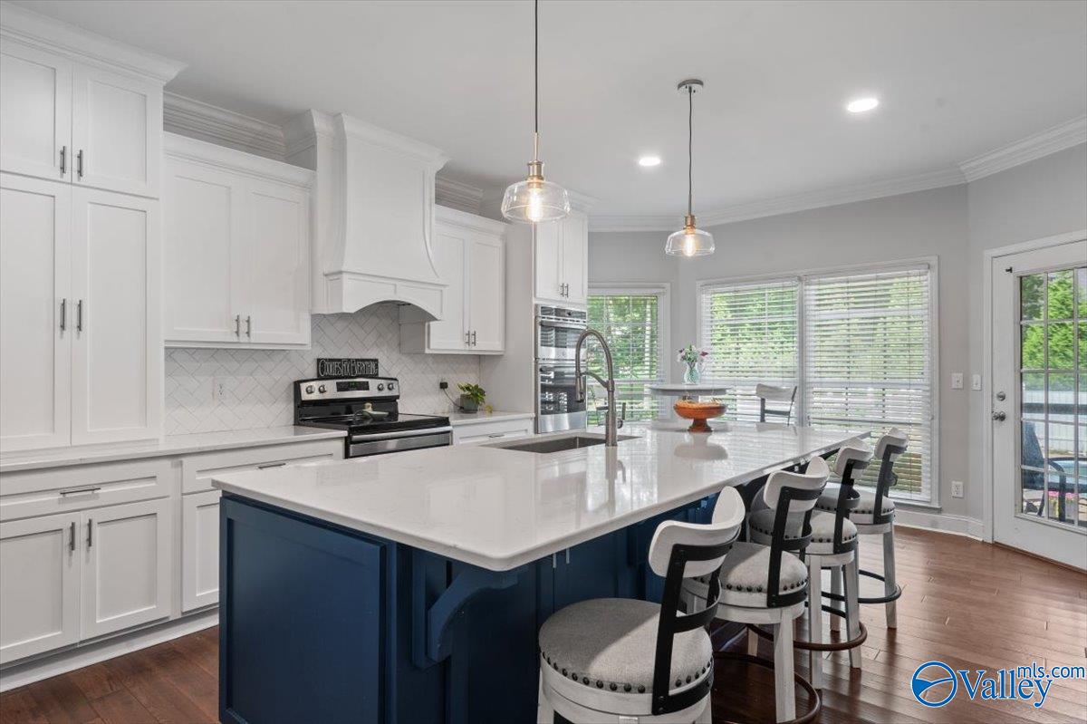 1958 Autumn Creek Drive NE