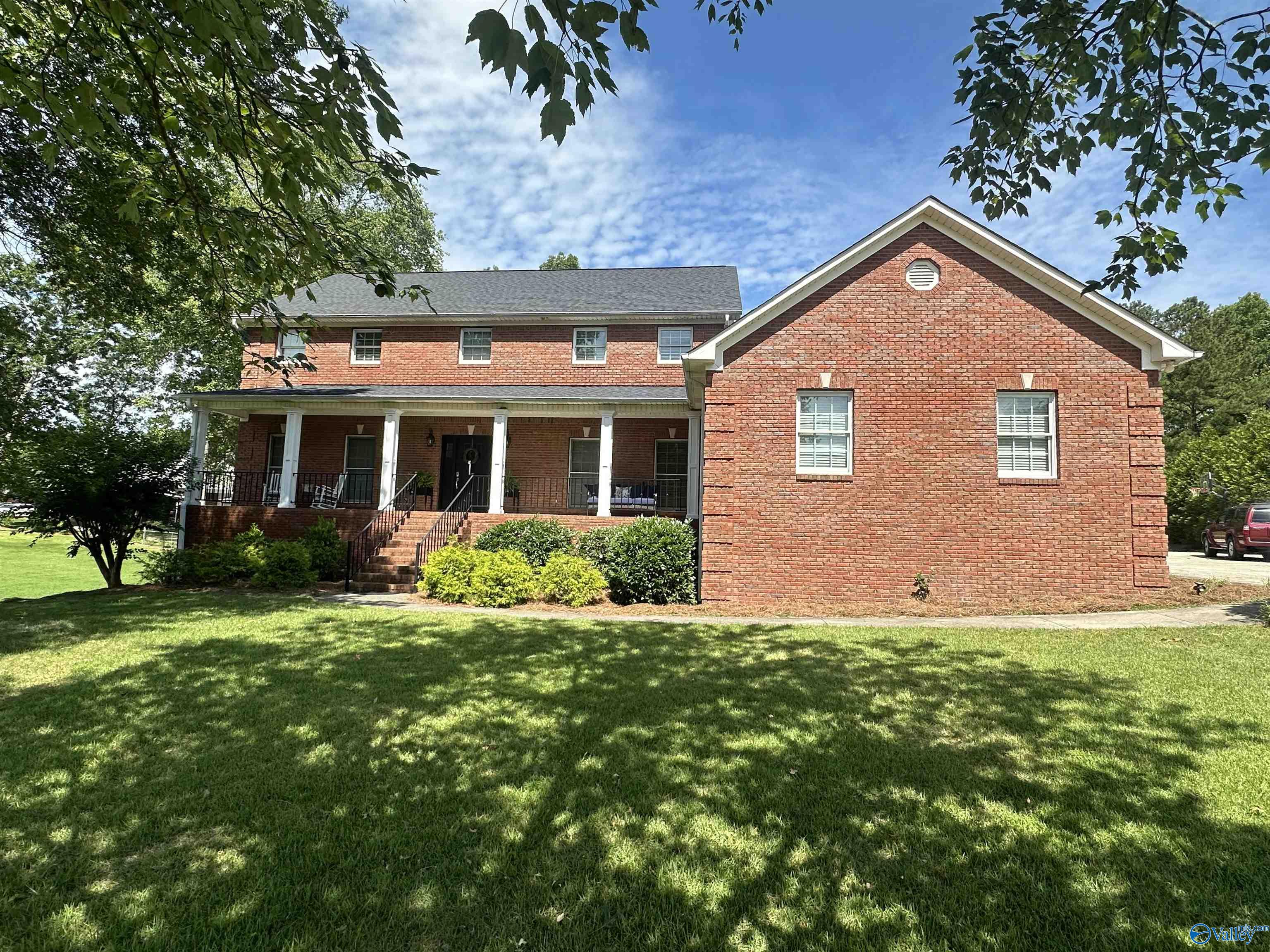 1958 Autumn Creek Drive NE