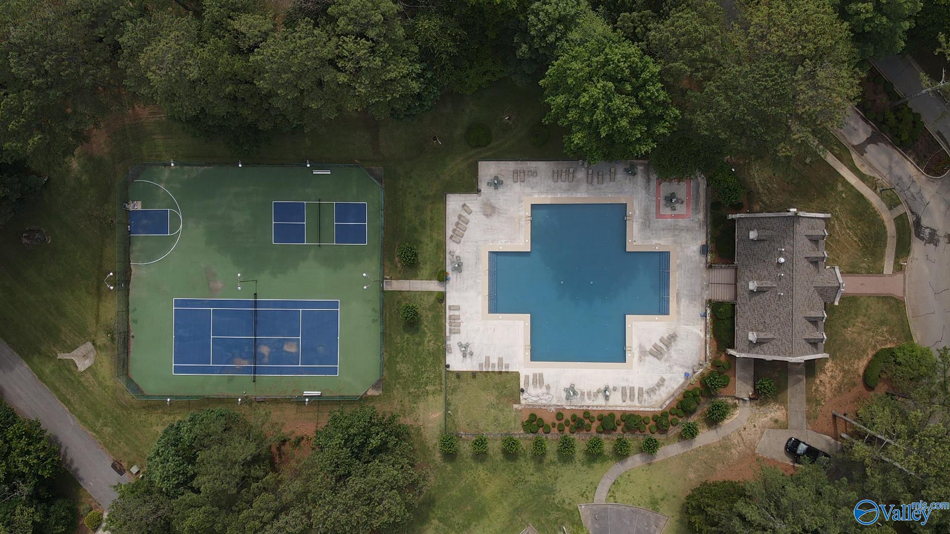 750 Cherokee Ridge Drive