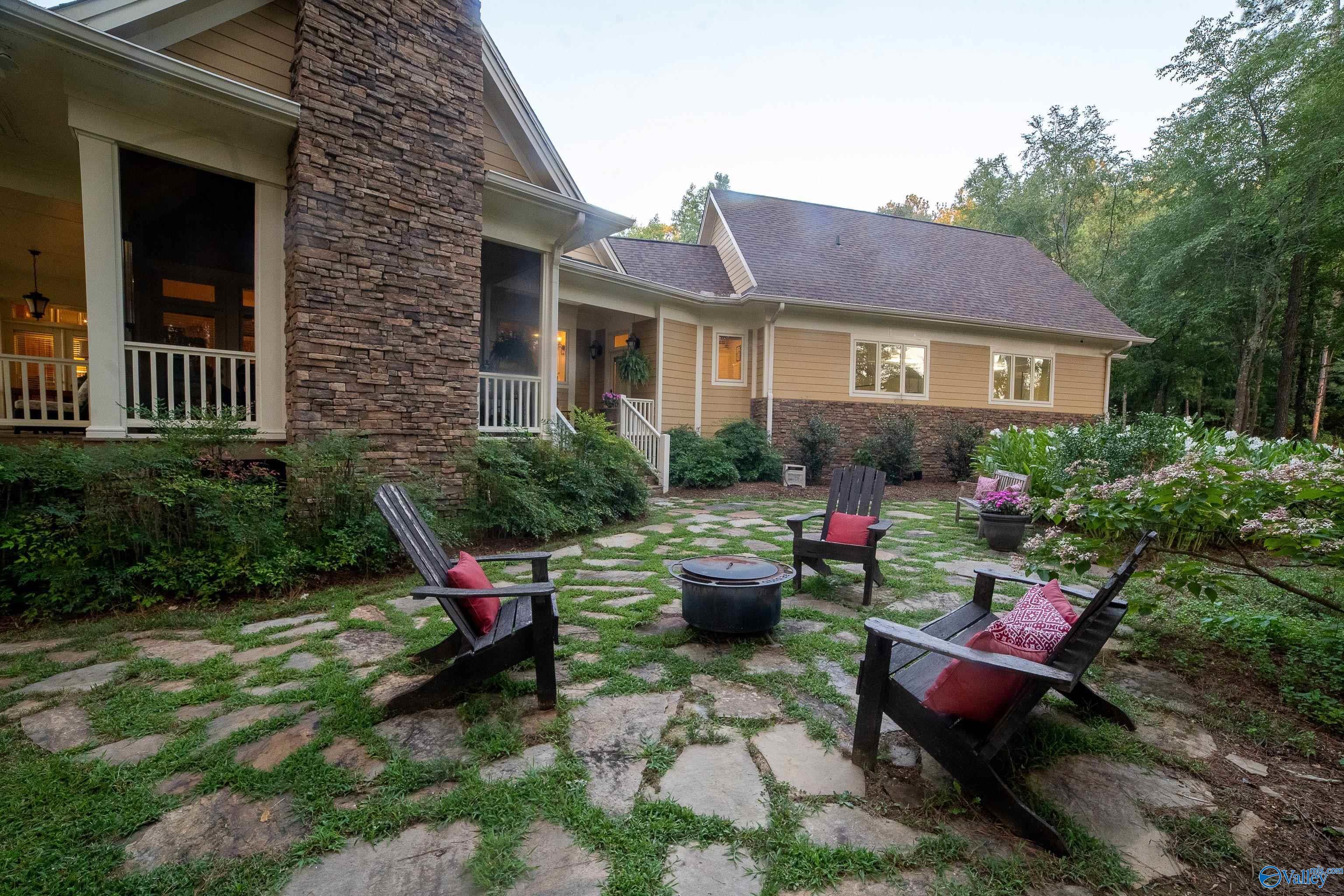 750 Cherokee Ridge Drive