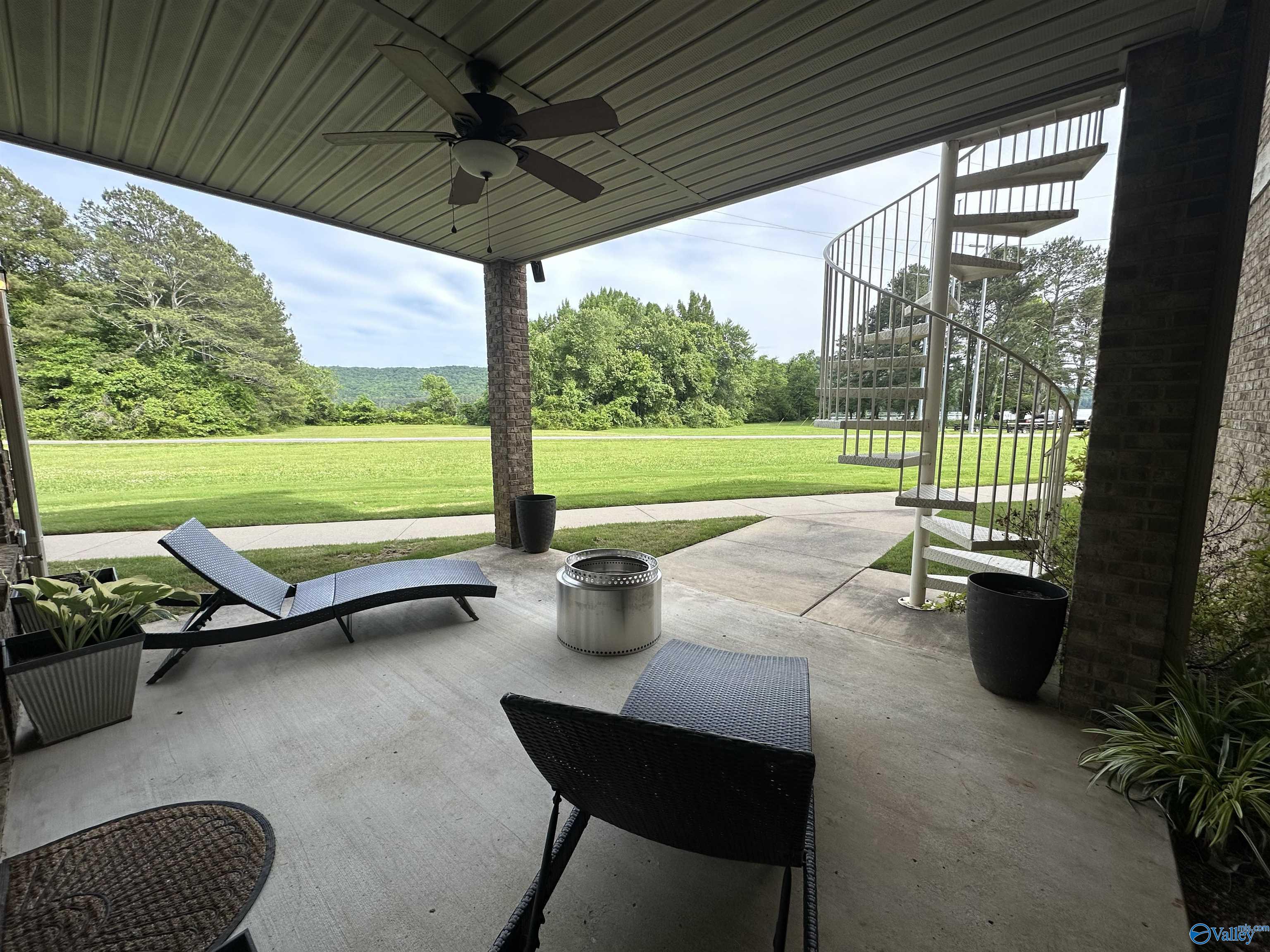 28557 US Hwy 431 # 26