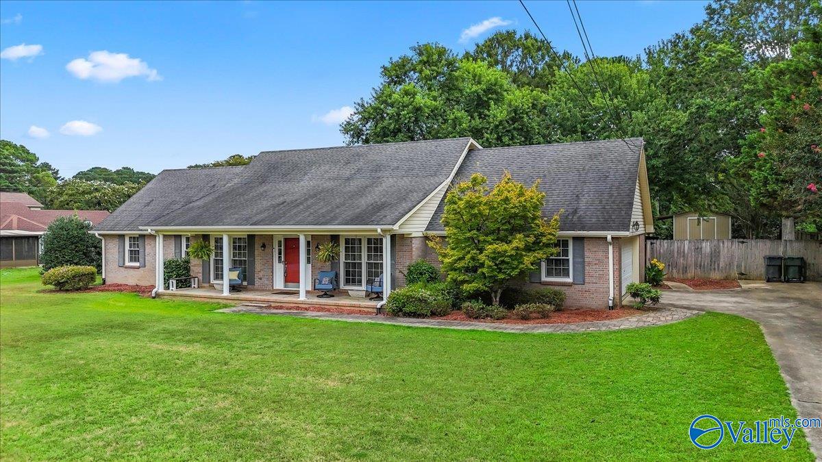 4604 Tomahawk Trail SE