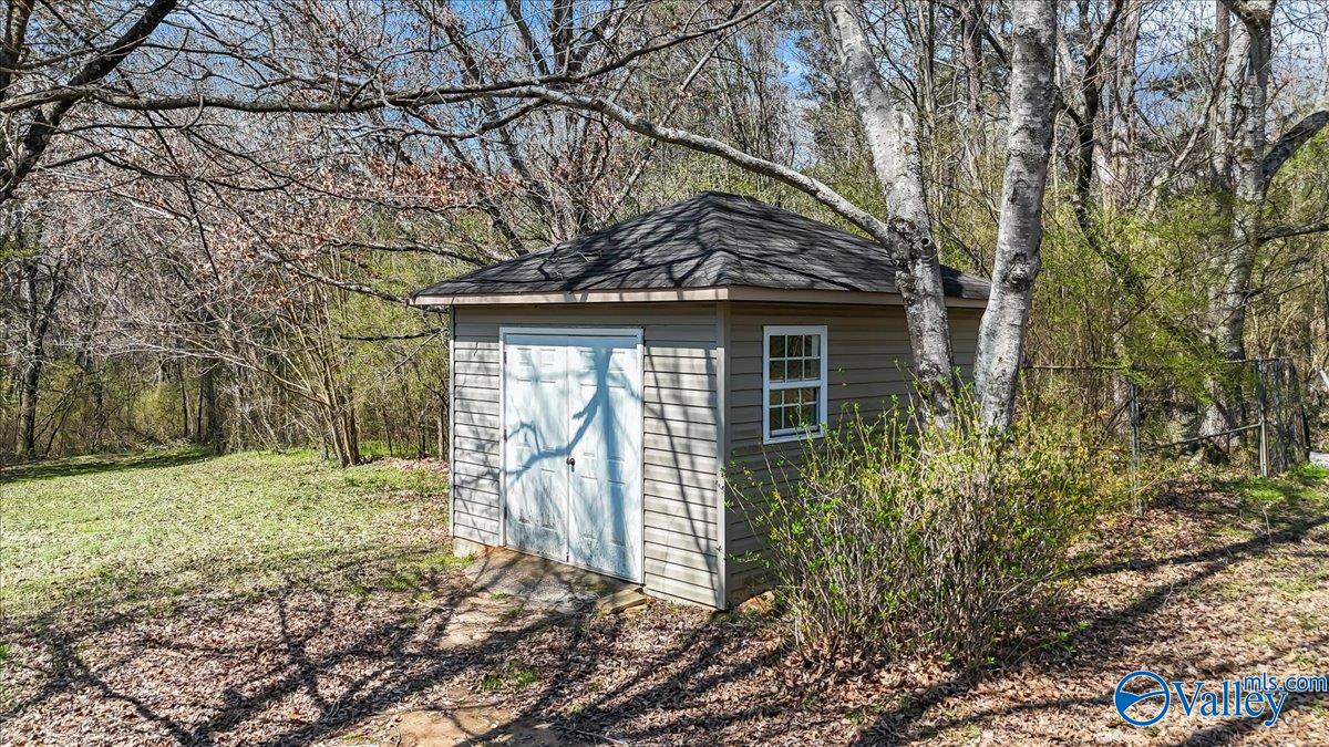 390 Forest Chapel Road