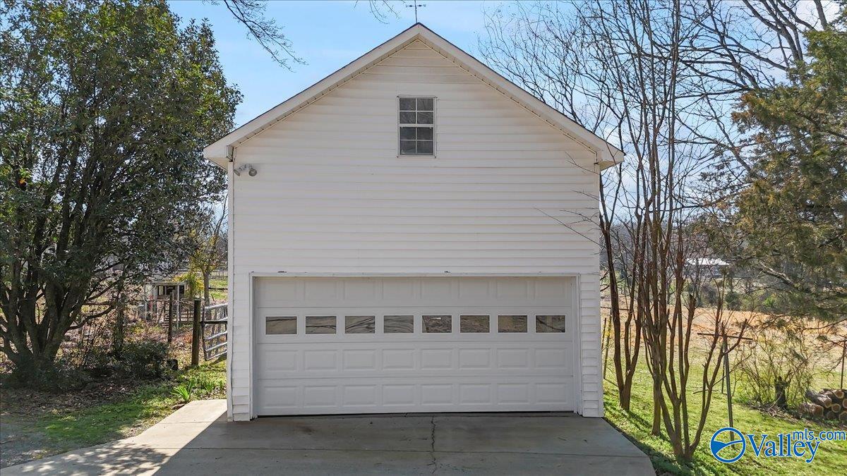 390 Forest Chapel Road