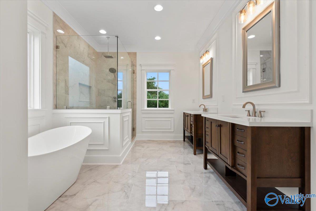 21 Bethel Crest Circle