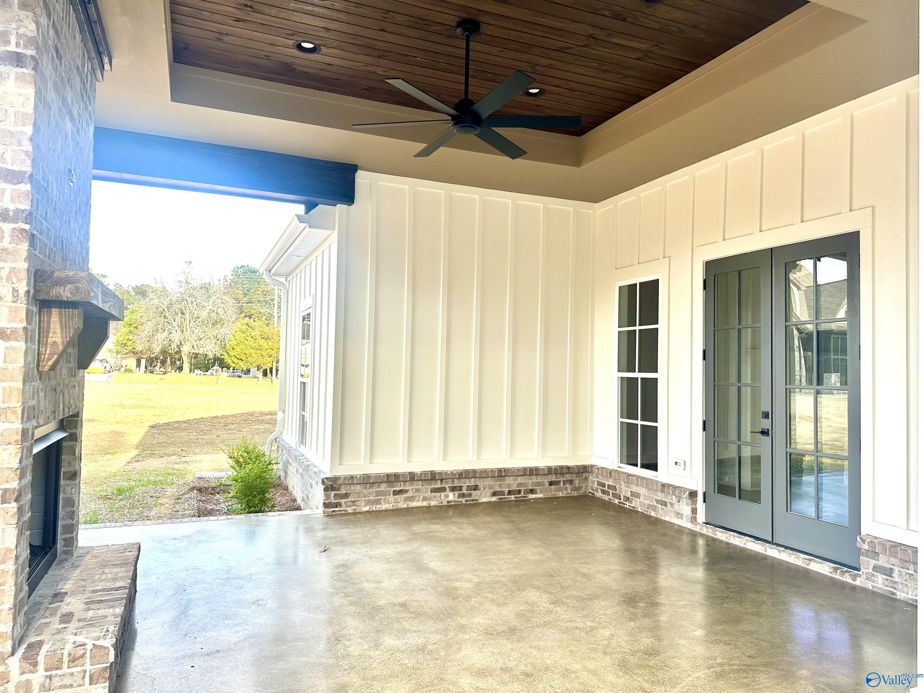 21 Bethel Crest Circle