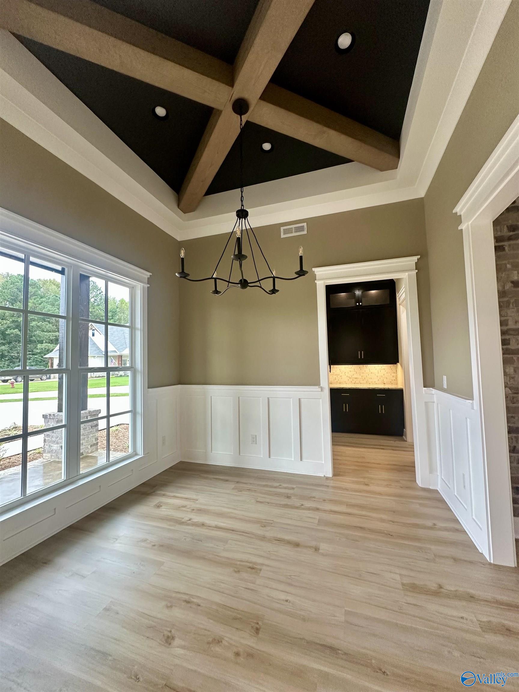 21 Bethel Crest Circle