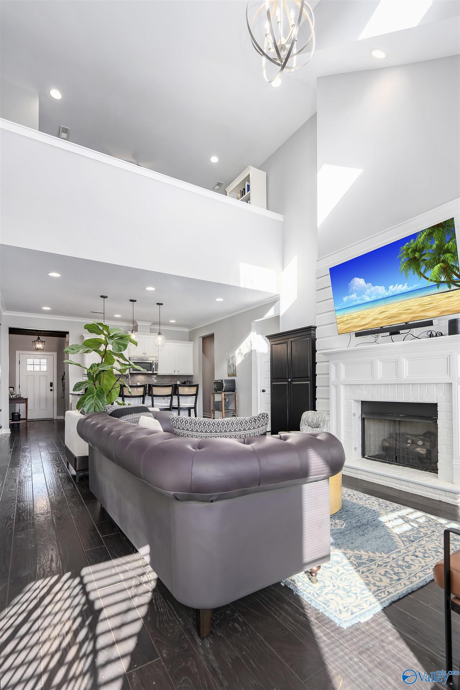 121 Walking Trail Way