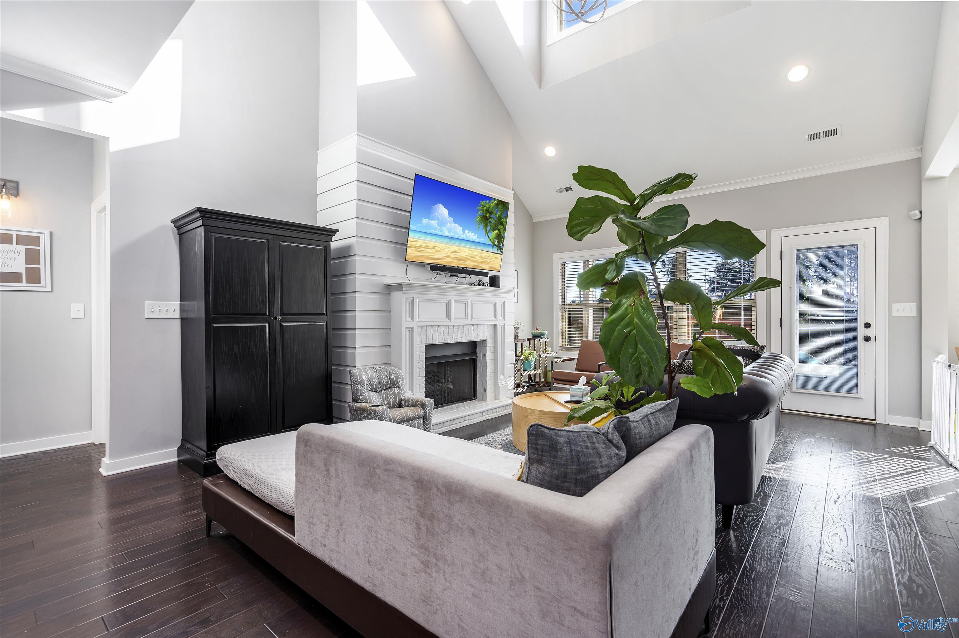 121 Walking Trail Way