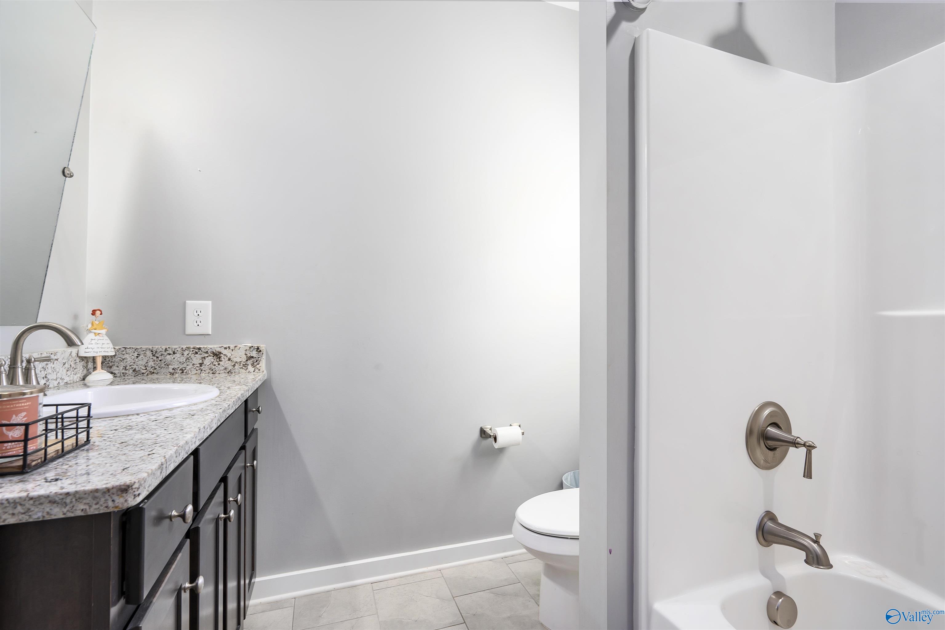 121 Walking Trail Way