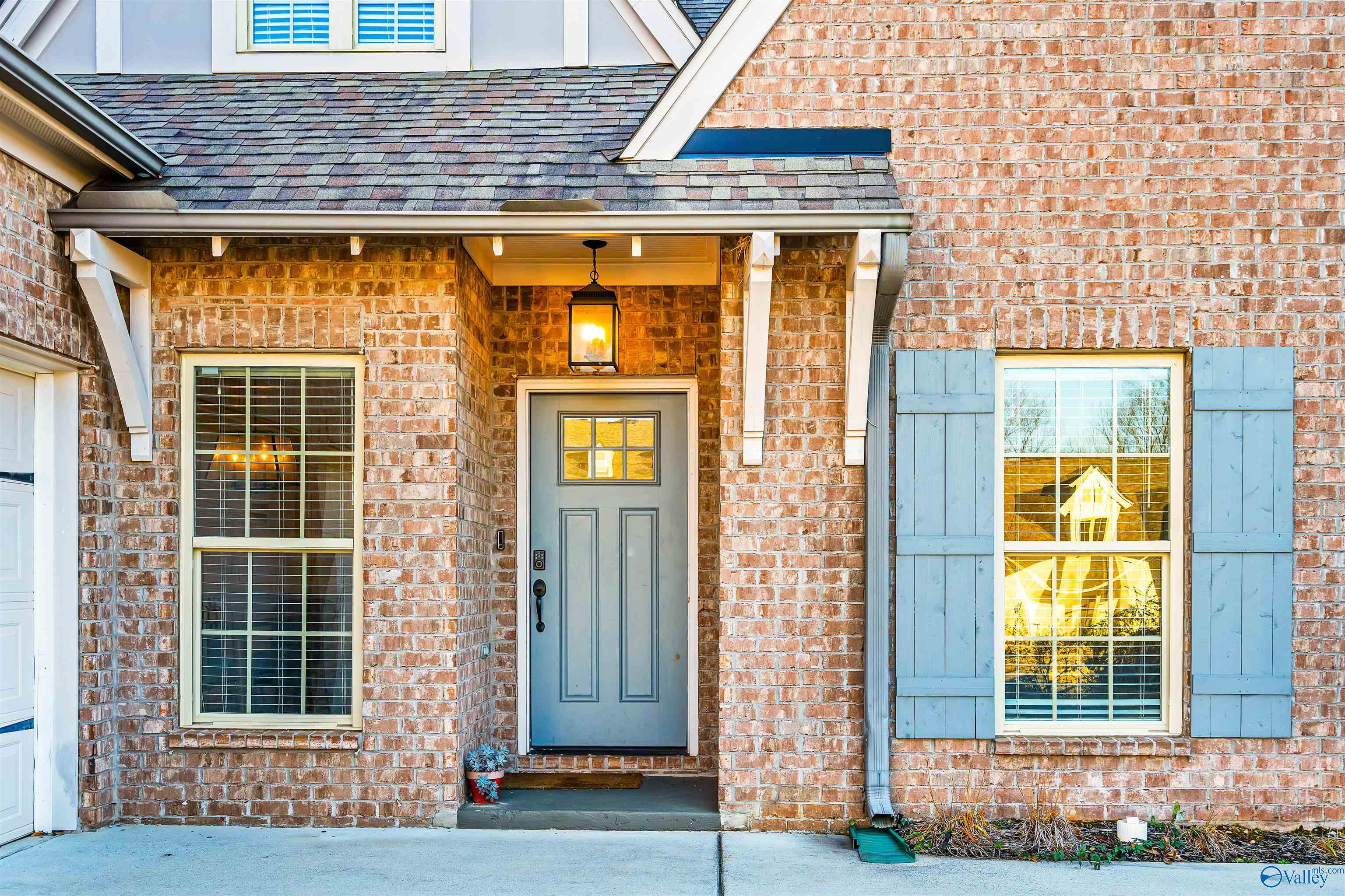 121 Walking Trail Way