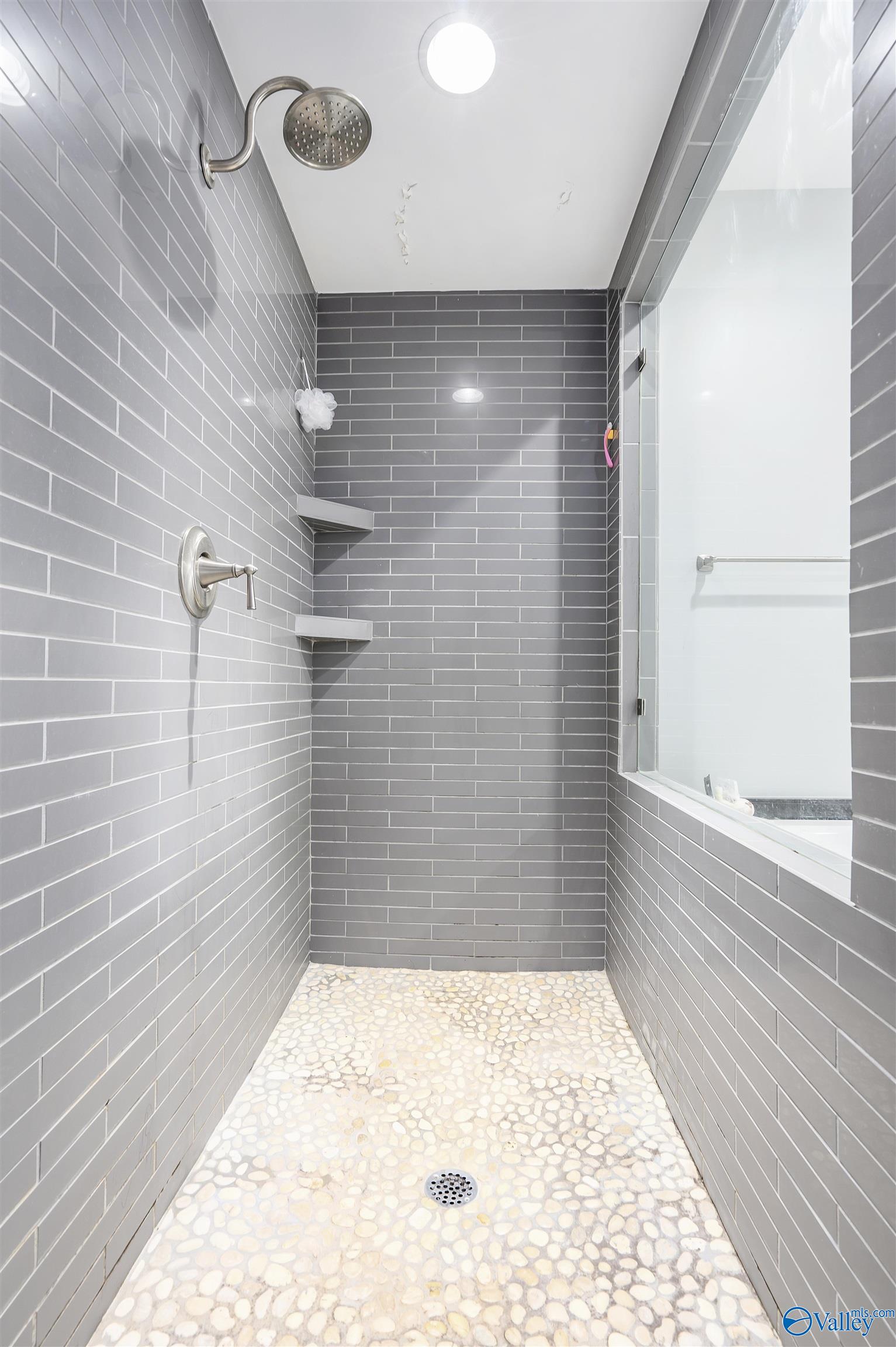 121 Walking Trail Way