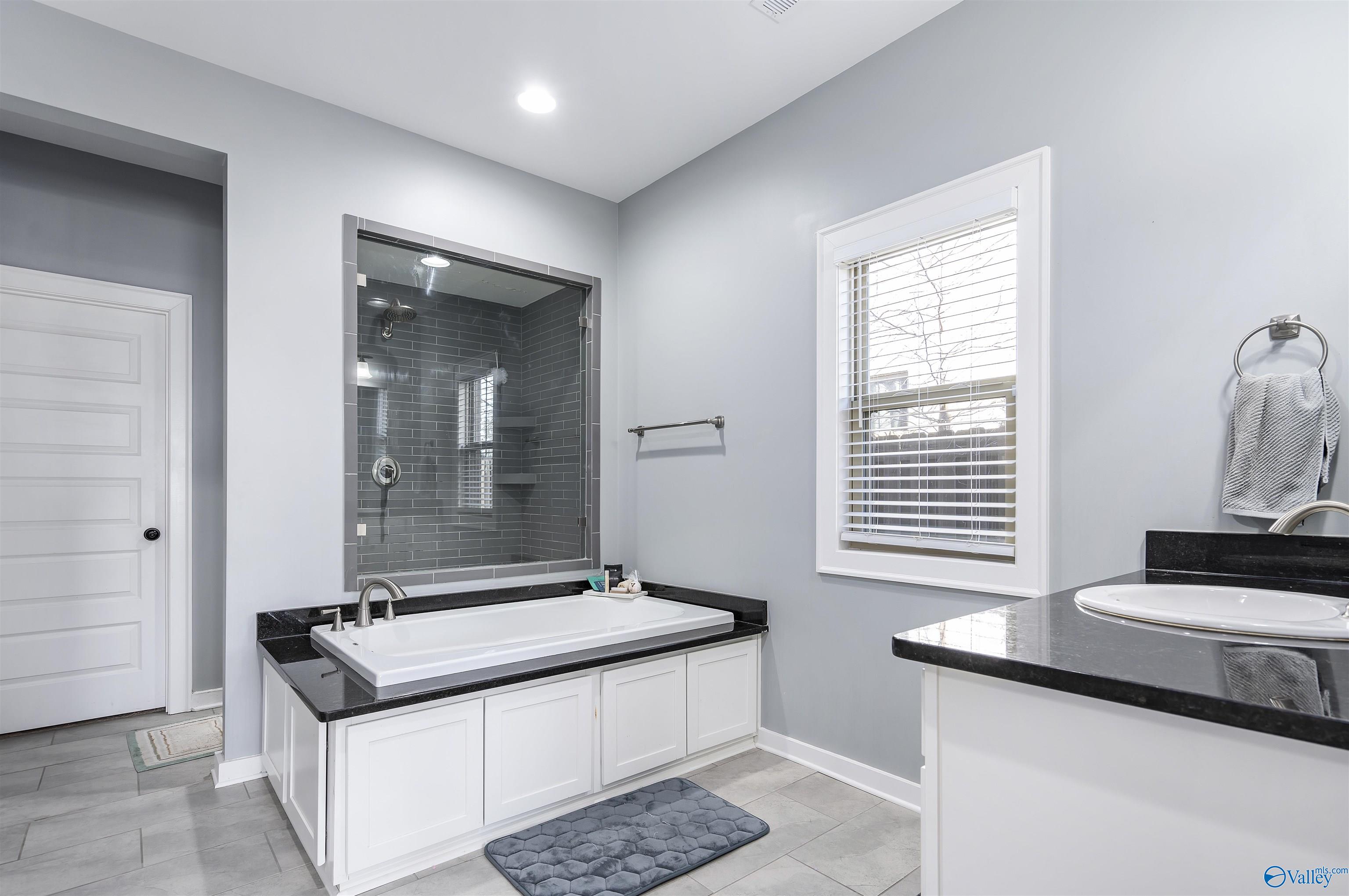 121 Walking Trail Way