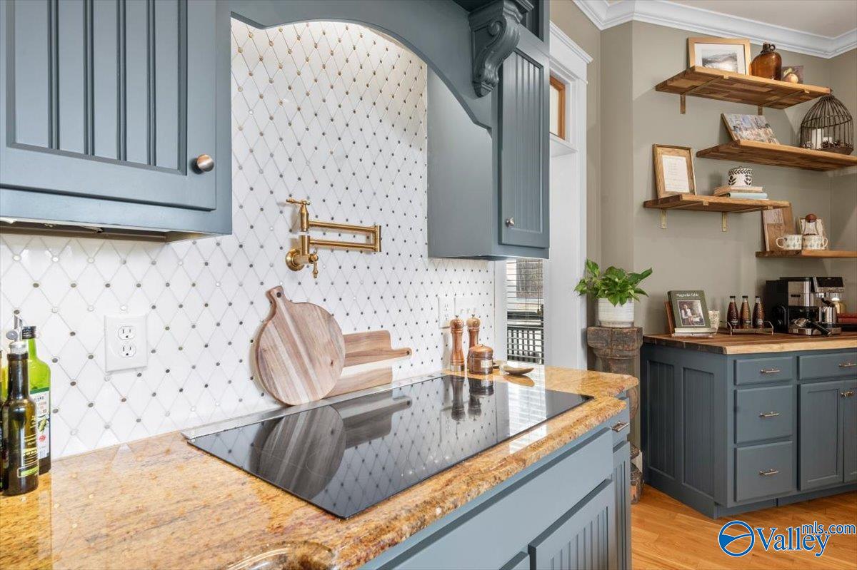 750 Cherokee Ridge Drive