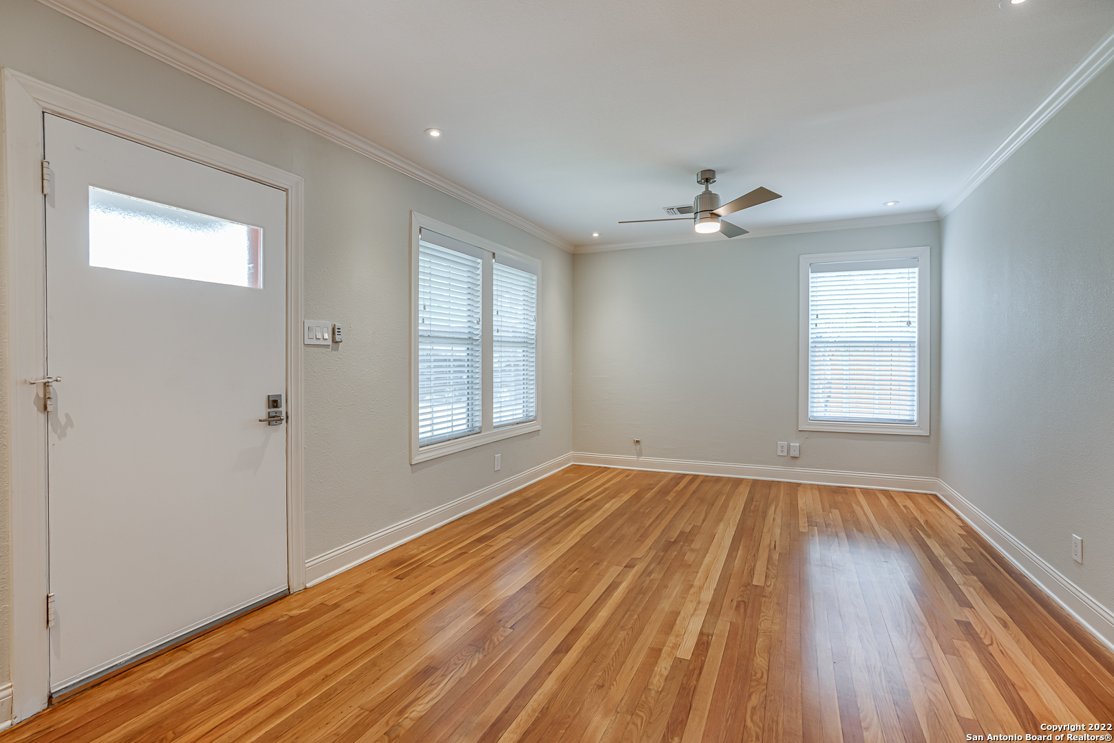 526 Marchmont Ln