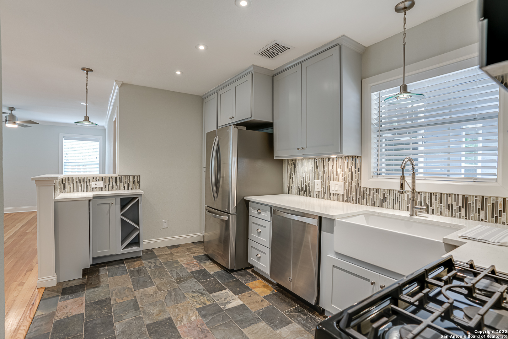 526 Marchmont Ln