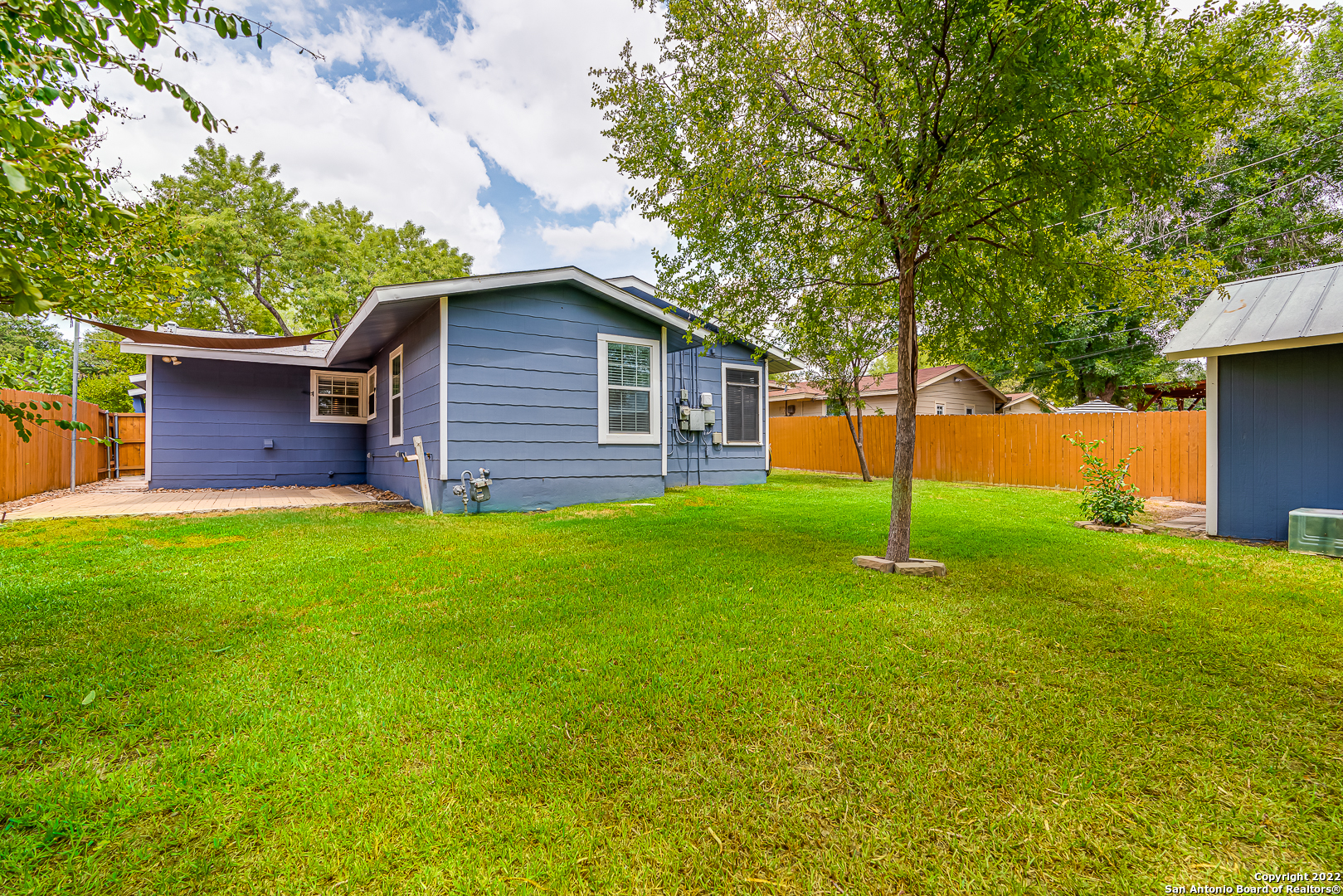526 Marchmont Ln